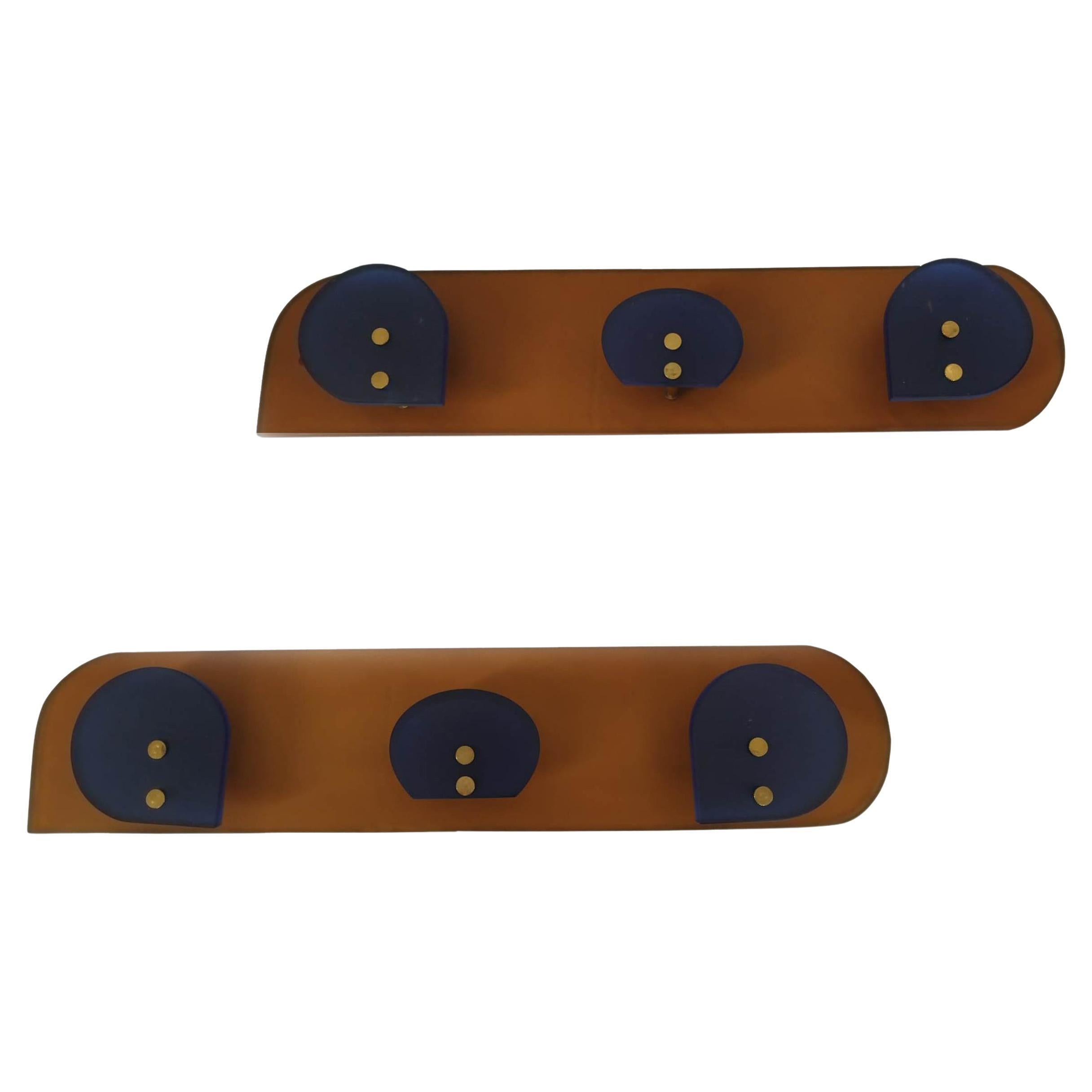 Appendiabiti vintage in vetro colorato e ottone, Italia anni 
70