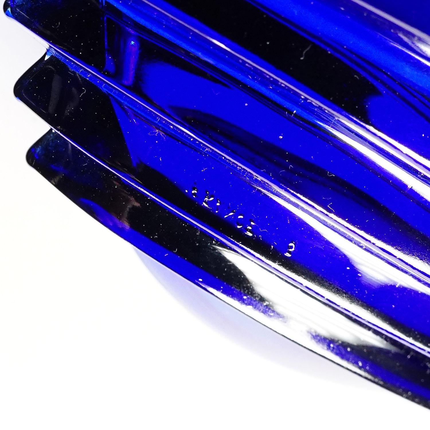 Vintage Cobalt Blue Glass Plate by Arcoroc, France In Good Condition For Sale In Berghuelen, DE