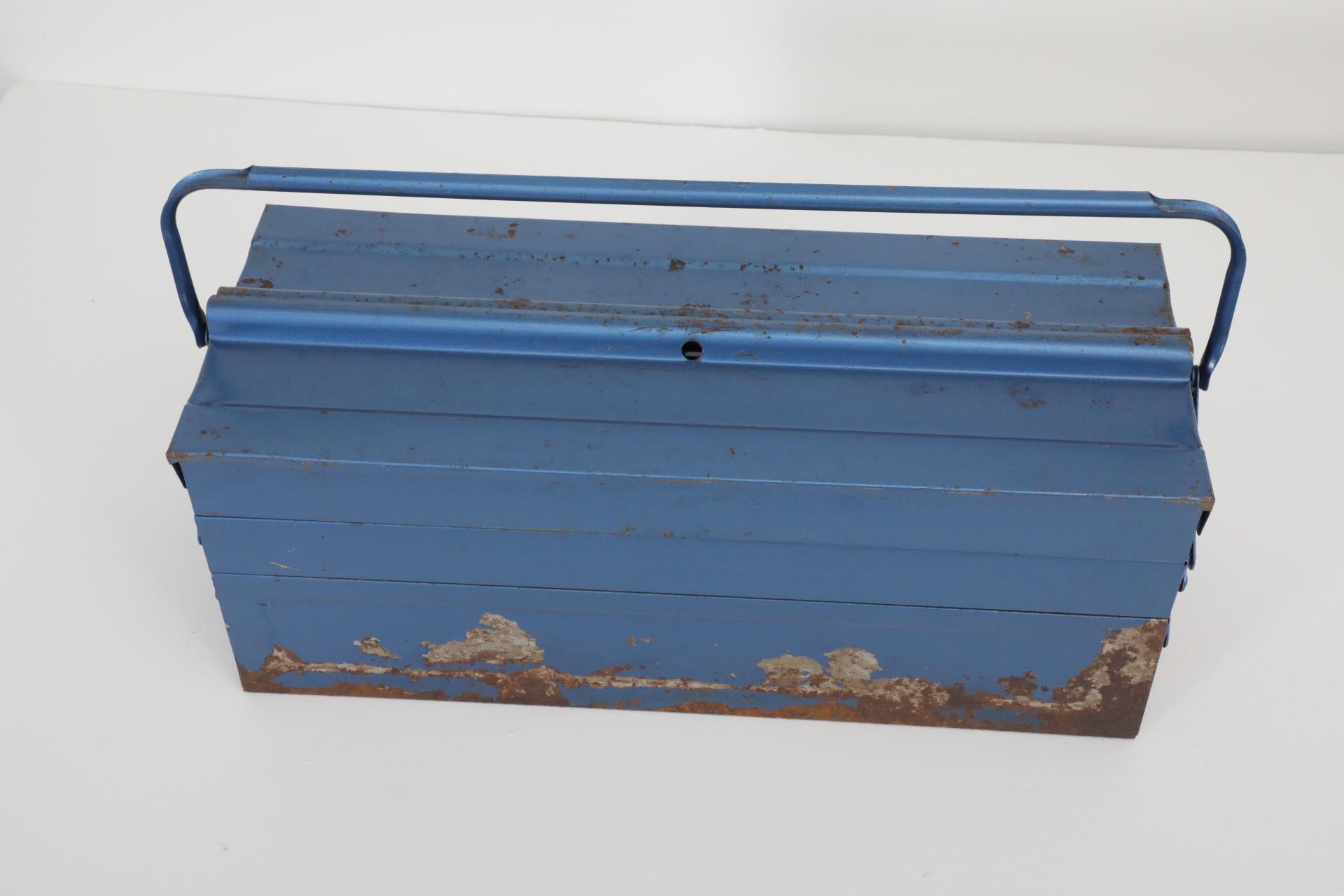 Vintage Cobalt Blue Metal Tool or Tackle Box For Sale 8
