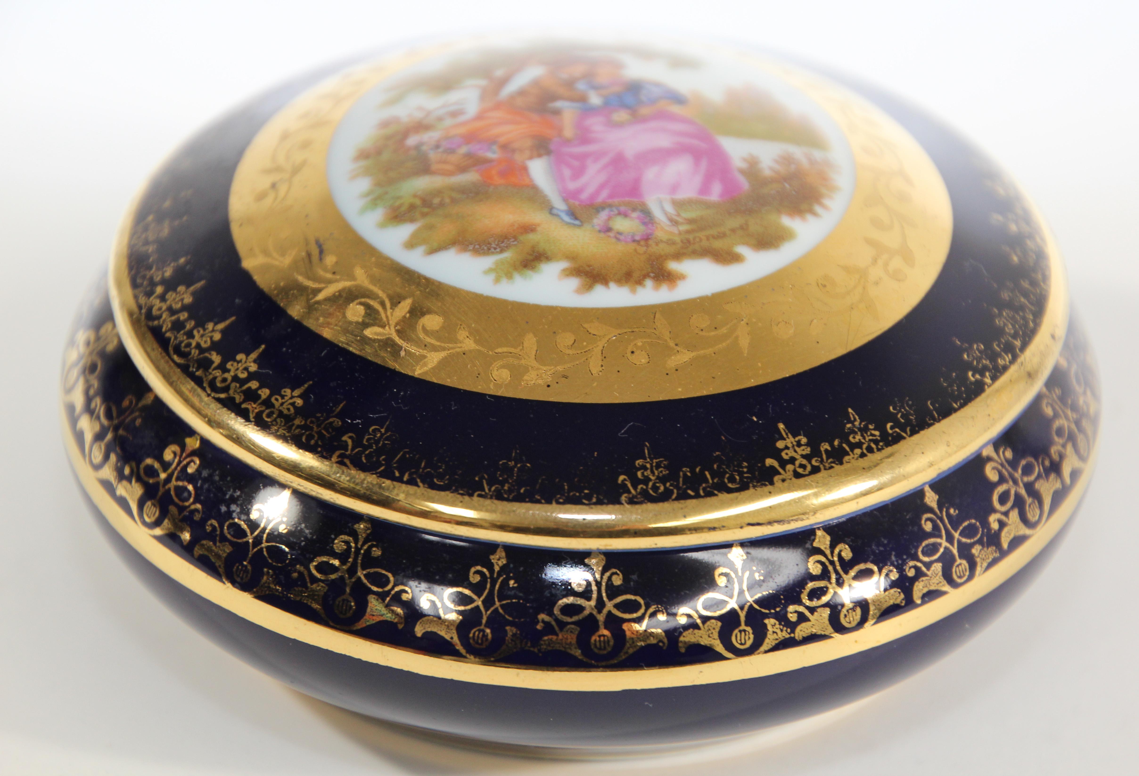 Hand-Painted Vintage Cobalt Blue Royal Limoges France 22-Karat Gold Trinket Box For Sale