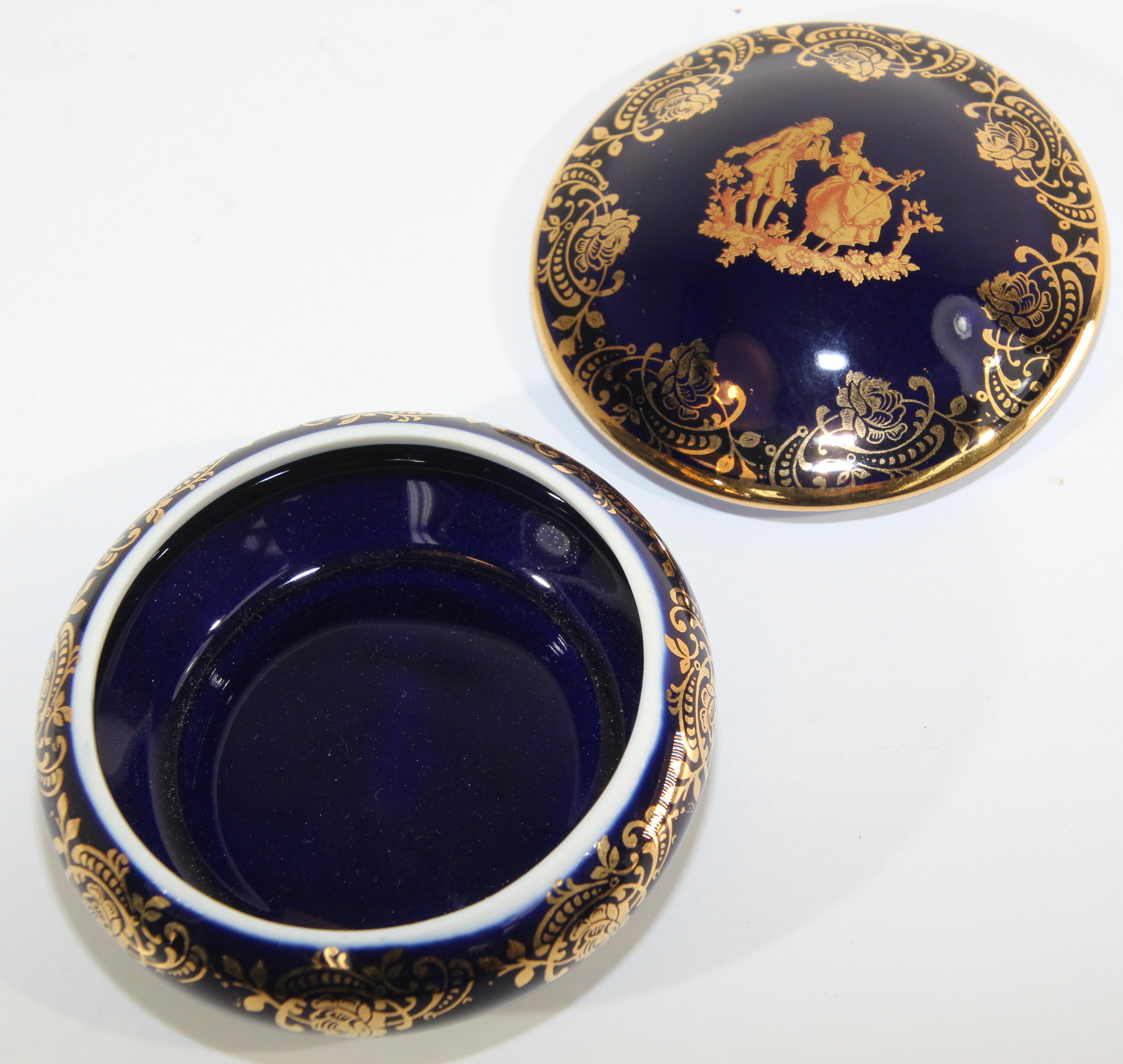 Porcelain Vintage Cobalt Blue Royal Limoges France 22-Karat Gold Trinket Boxes Set For Sale