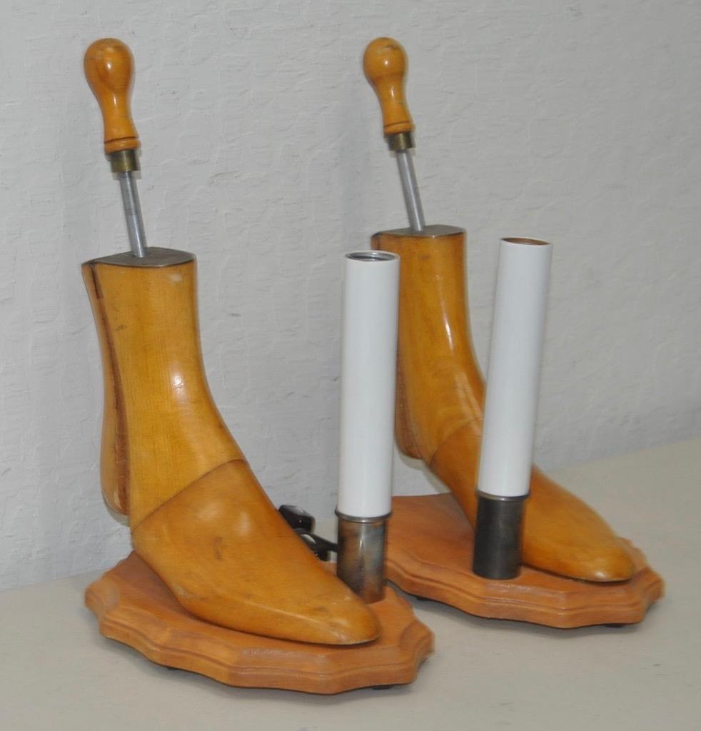 Cobbler Schuhformen, umgewandelt in Tischlampen, Vintage (amerikanisch) im Angebot