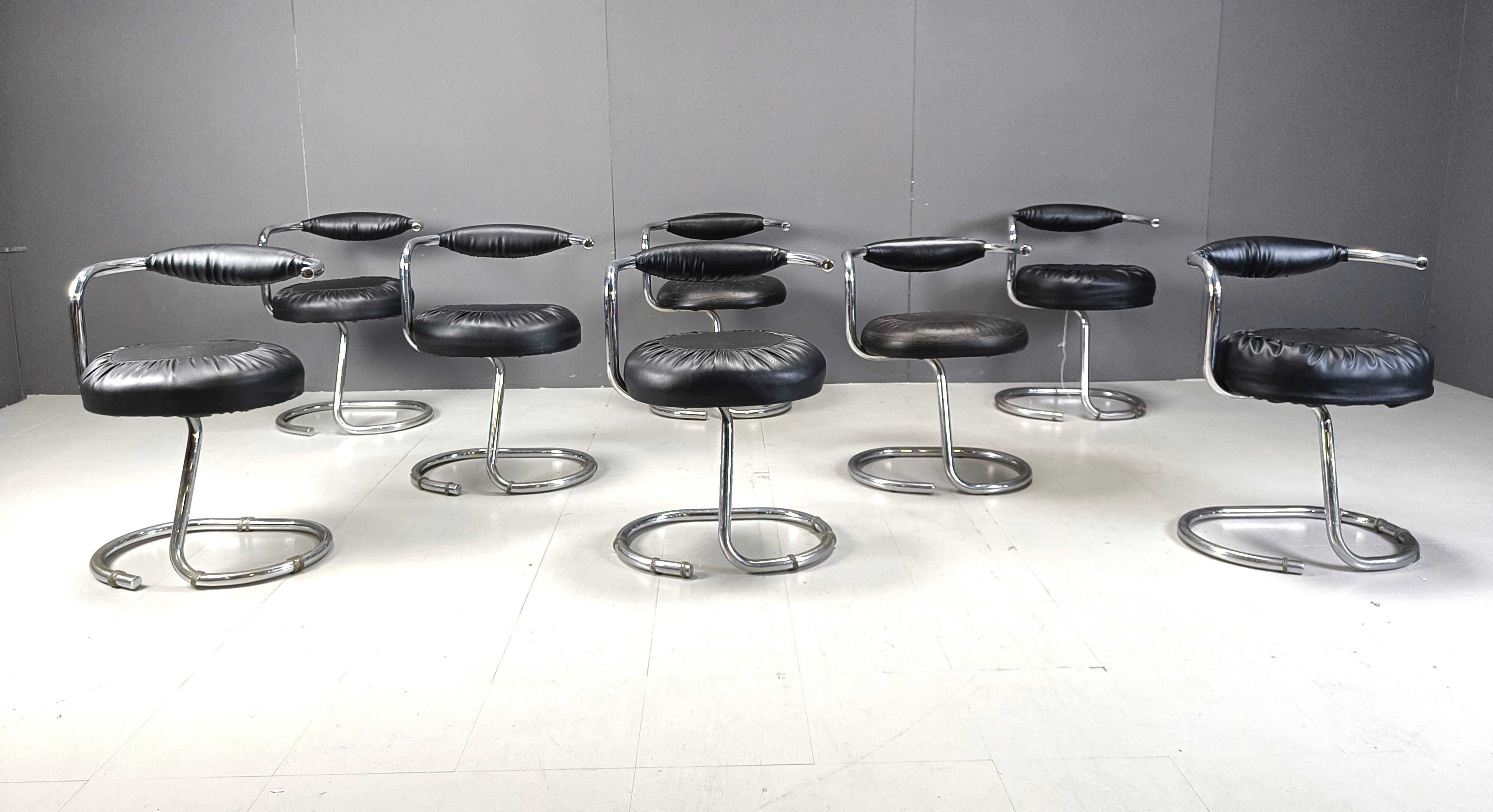 Vintage cobra dining chairs by Giotto Stoppino, 1970s - set of 8 In Good Condition In Leuven, Vlaams Gewest
