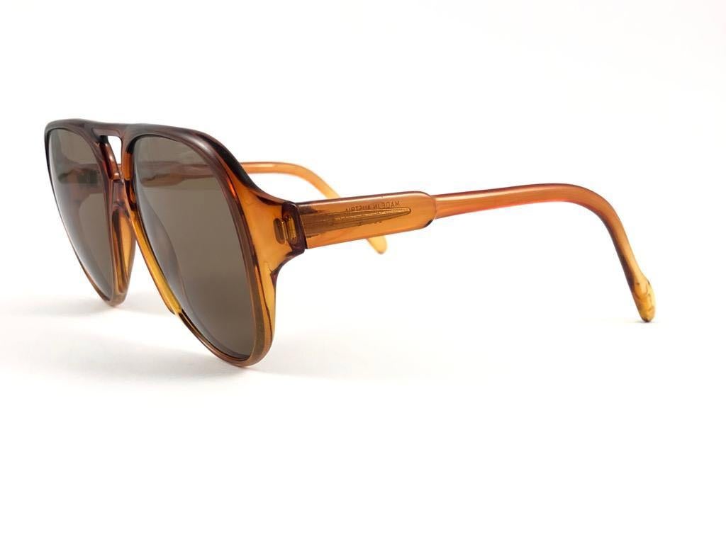 Vintage Cobra Optyl Ombre 3020 Two Tone Amber Oversized Optyl Sunglasses In New Condition In Baleares, Baleares