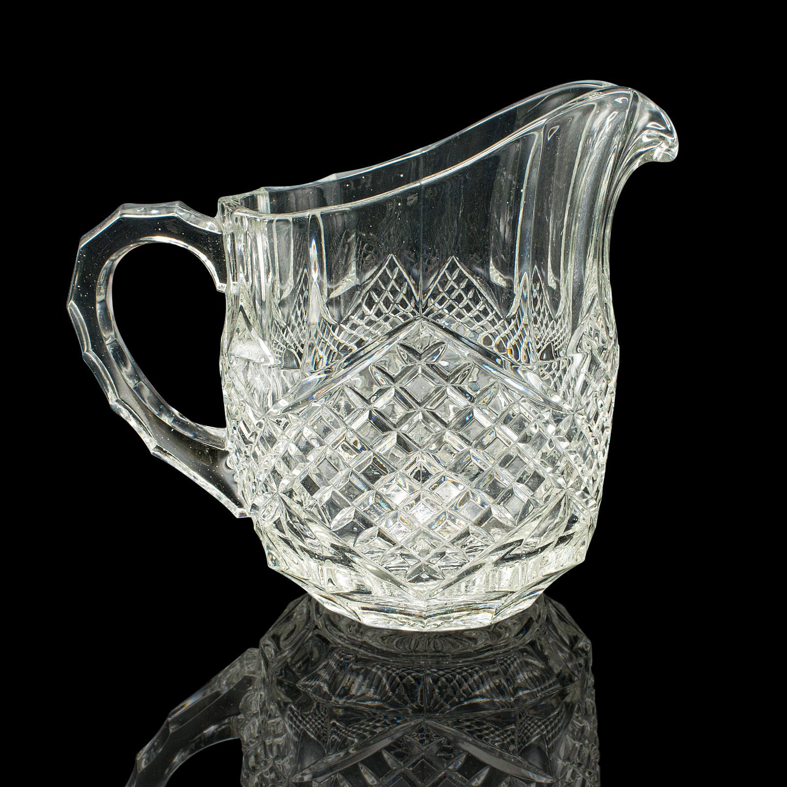 Vintage Cocktail Ausgießer, Englisch, geschliffenes Glas, Punschkrug, Mitte des Jahrhunderts, CIRCA 1960 (Moderne der Mitte des Jahrhunderts) im Angebot
