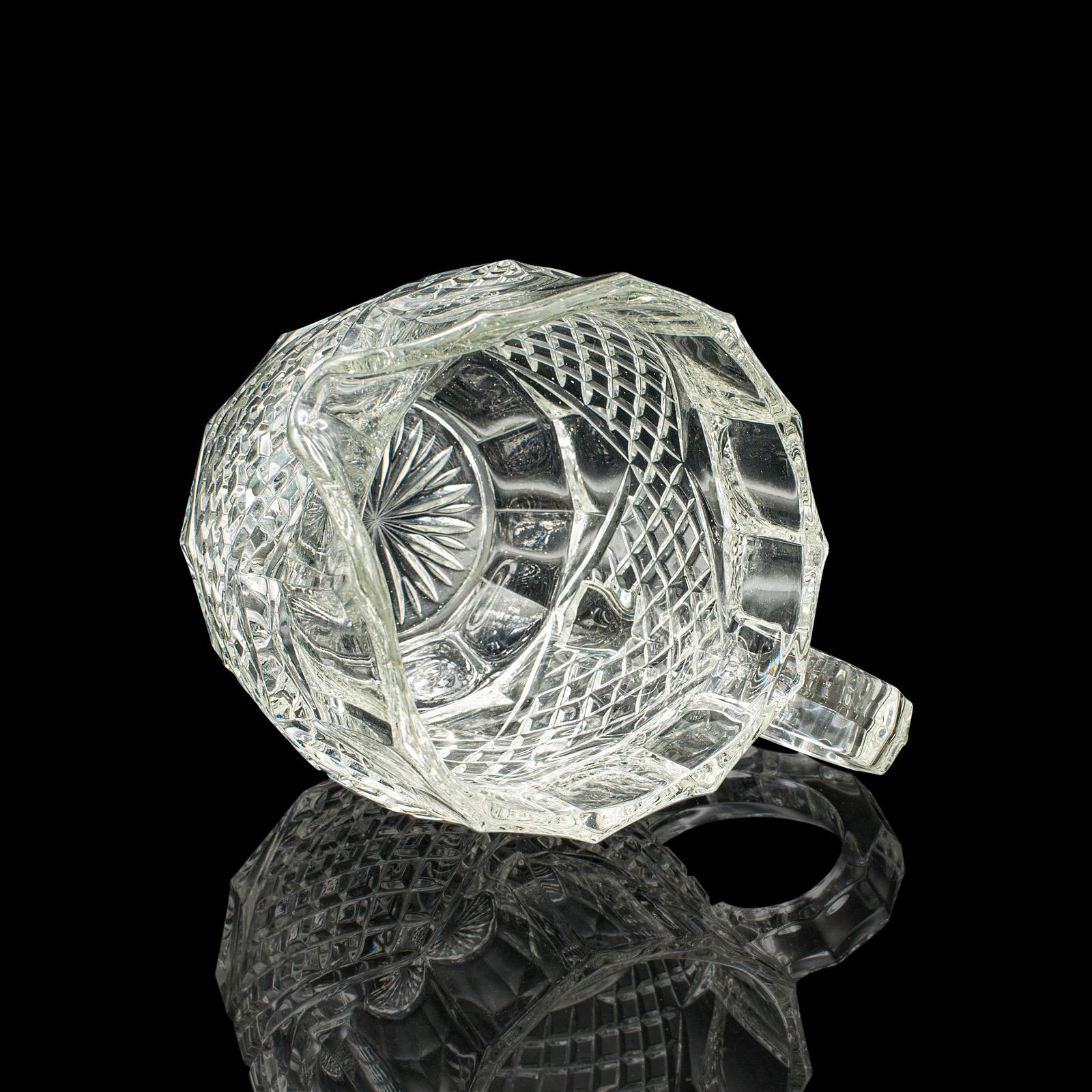 Vintage Cocktail Ausgießer, Englisch, geschliffenes Glas, Punschkrug, Mitte des Jahrhunderts, CIRCA 1960 (Mitte des 20. Jahrhunderts) im Angebot