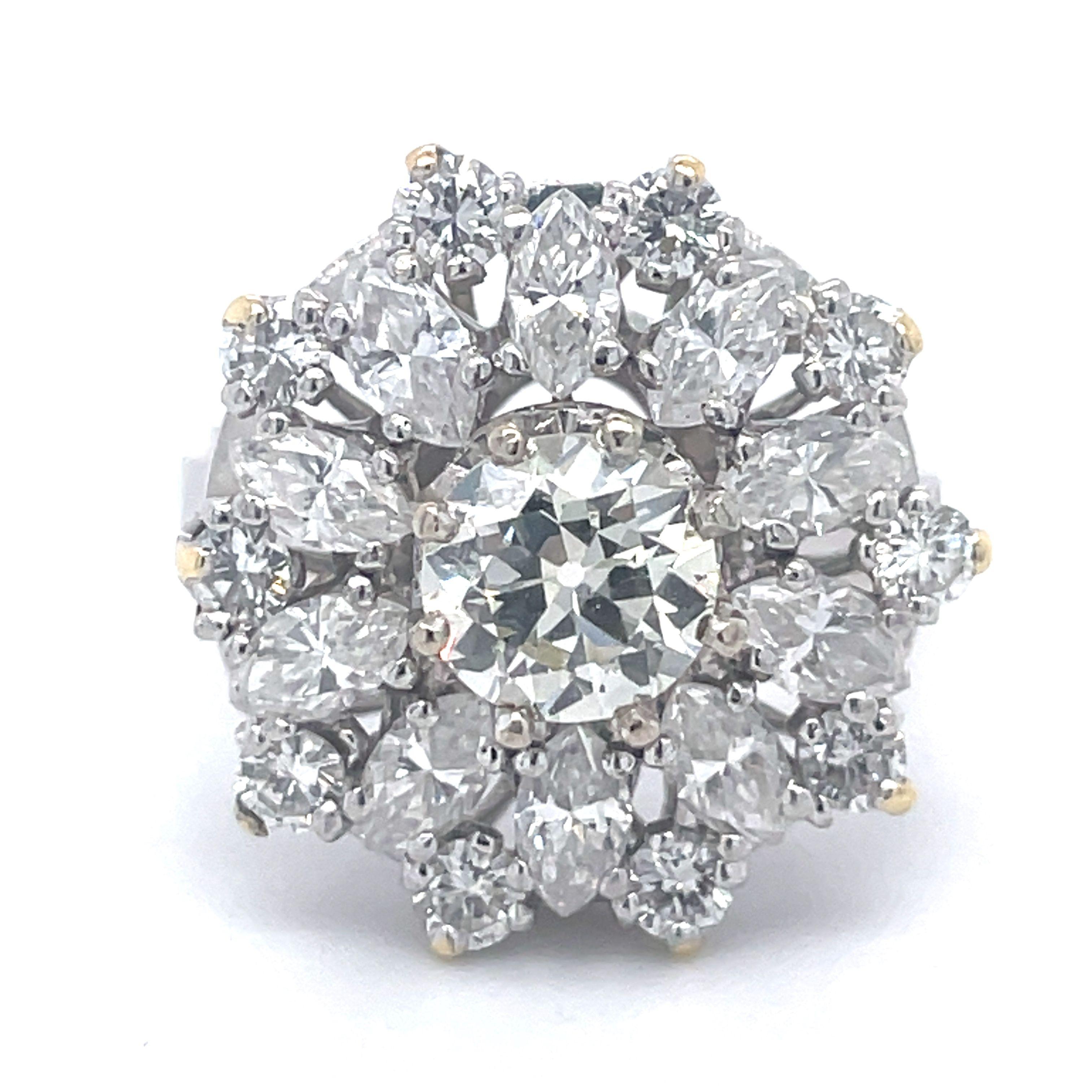 Jewelry Material: Platinum (the gold has been tested by a professional)
Total Carat Weight: 2.7ct (Approx.)
Total Metal Weight: 10.56 g
Size: 6US \ 16.51 mm (inner diameter)

ONE (1) ROUND BRILLIANT - NATURAL DIAMOND
Measurements : 6.51 - 6.40 x
