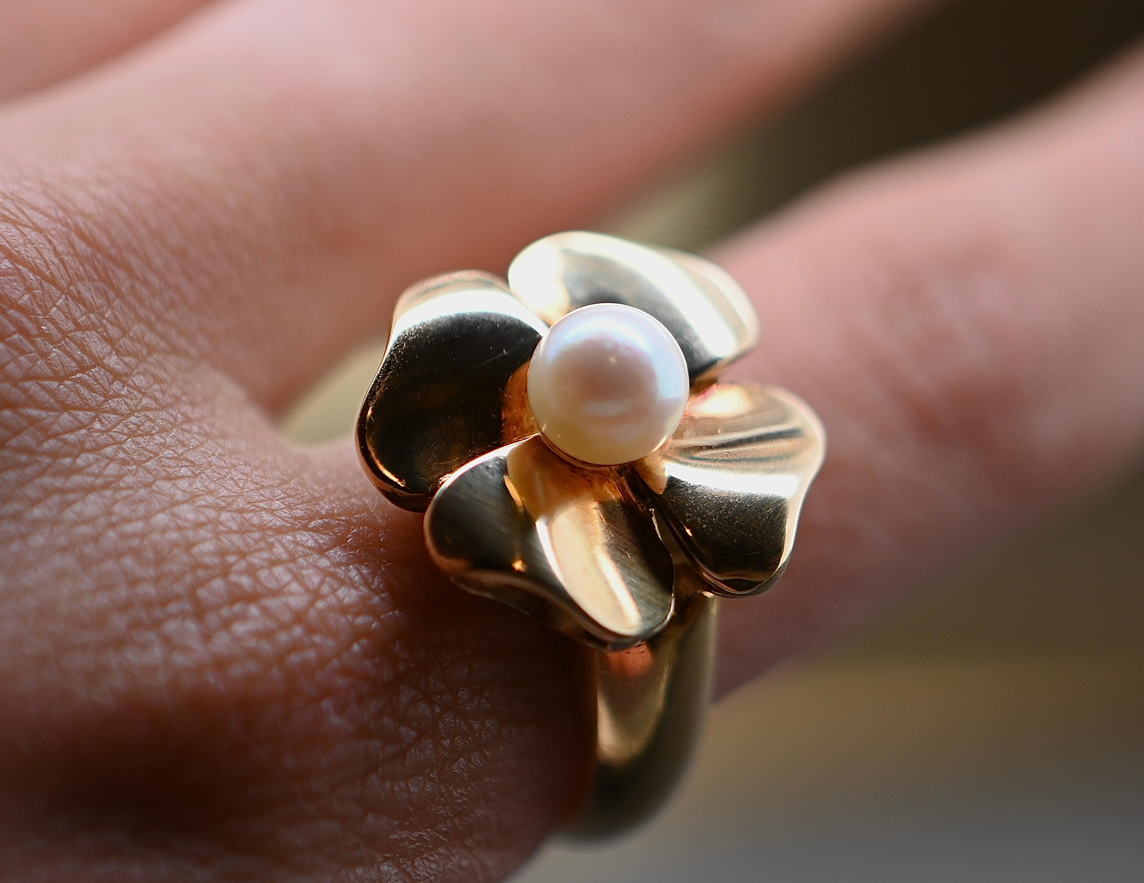 Vintage Cocktail Ring Blume Gelbgold mit Zuchtperle 2