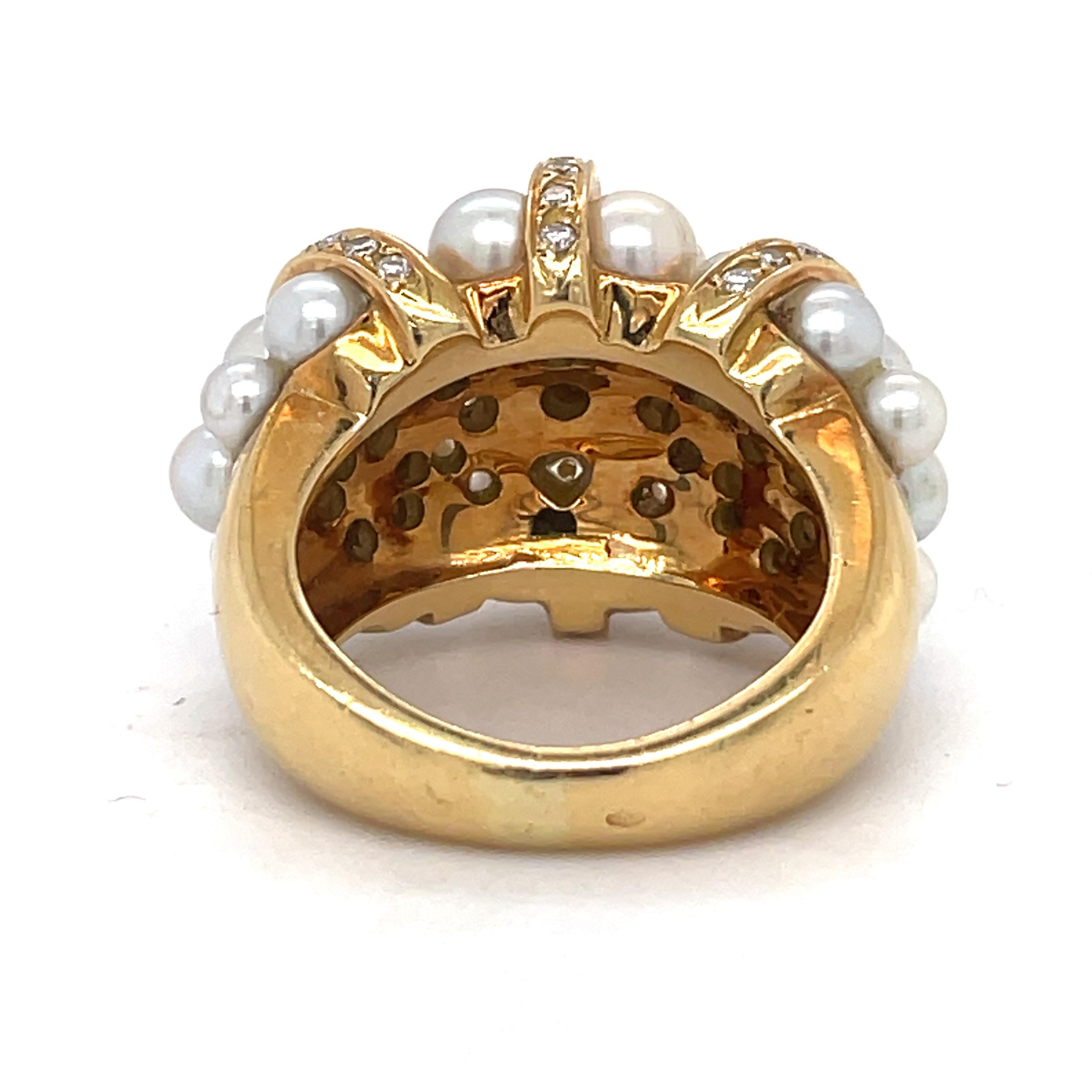 Women's Vintage Cocktail ring - Pearls and 0.5 CT Diamonds Dome Ring, 18K yellow gold  For Sale