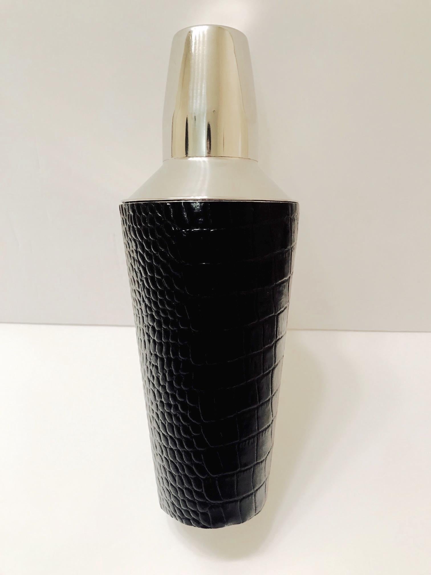 Vintage Cocktail Shaker in Croc Embossed Leather and Stainless Steel In Excellent Condition In Fort Lauderdale, FL