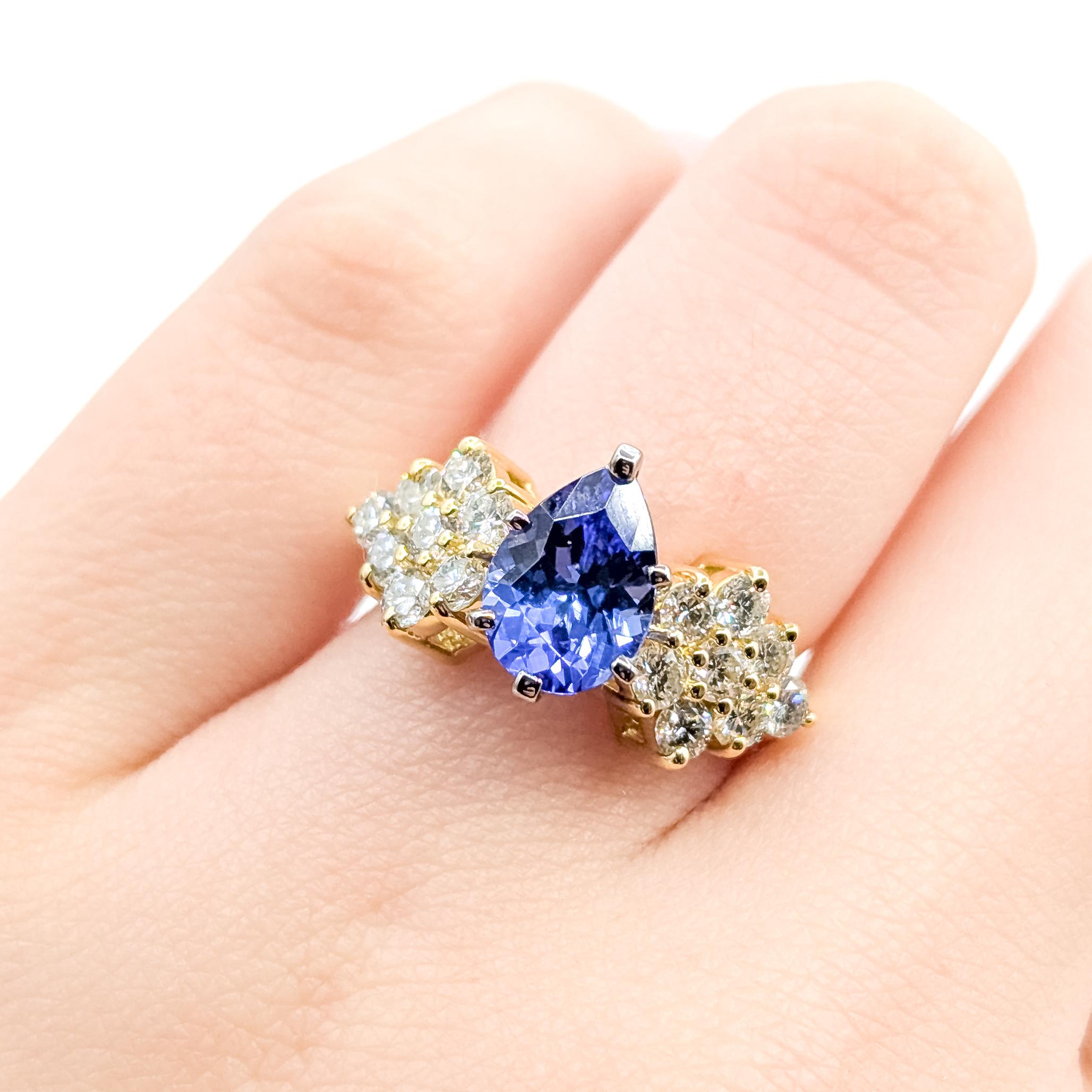 Anello cocktail vintage con tanzanite e diamanti in 18 carati In condizioni ottime in vendita a Bloomington, MN