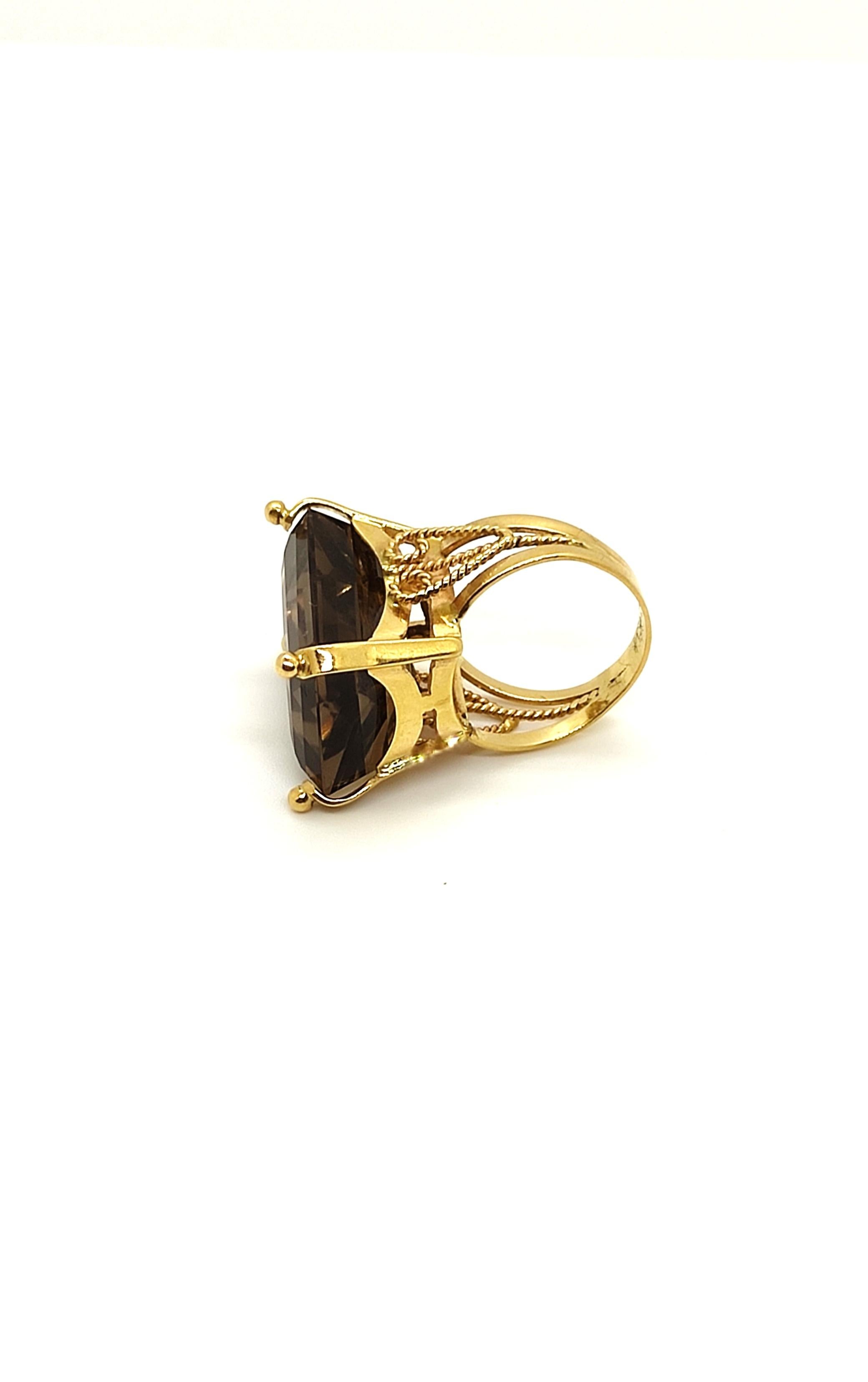 Topas-Ring aus 14 Karat Gelbgold (Retro)