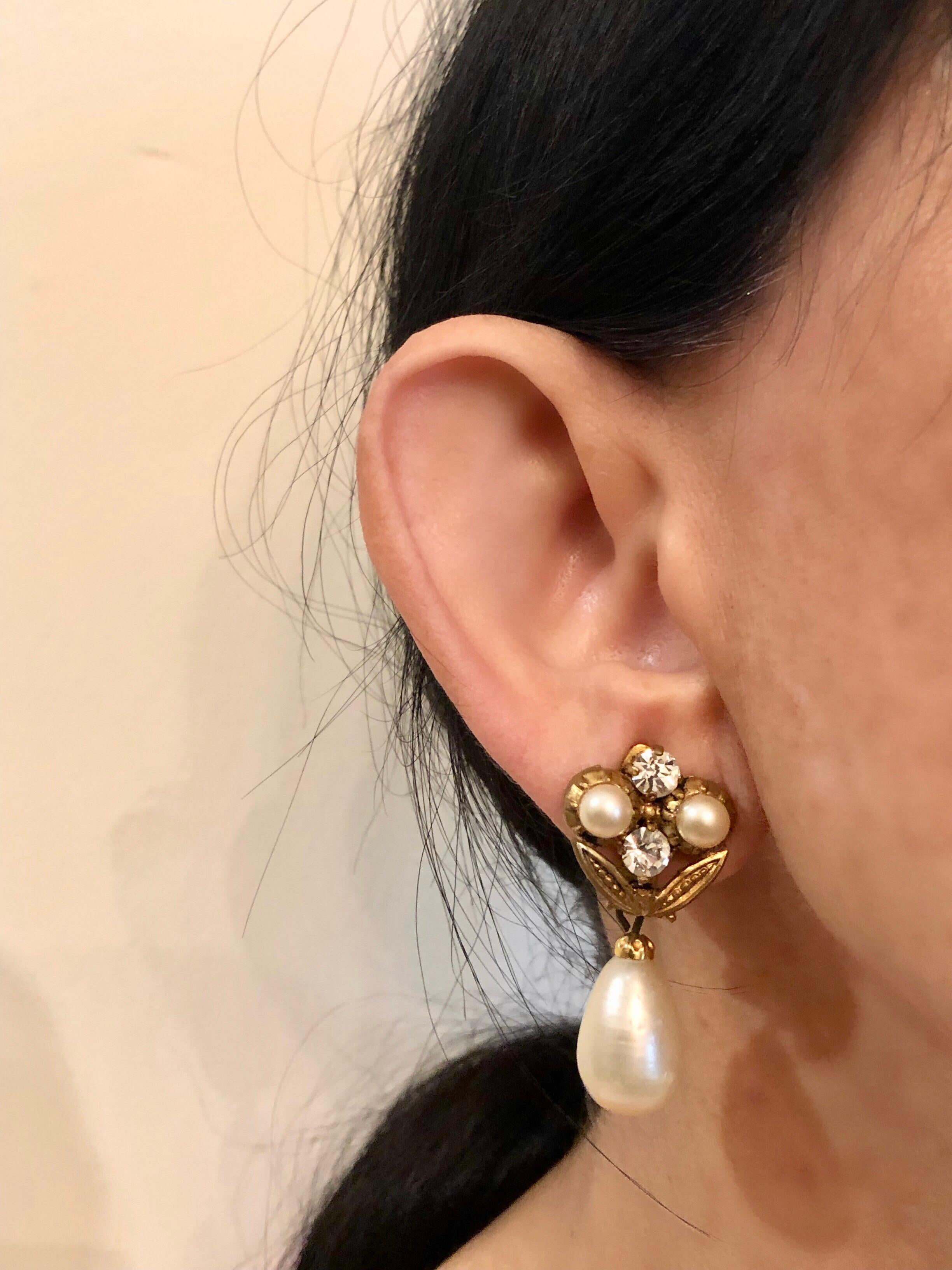 chanel baroque earrings