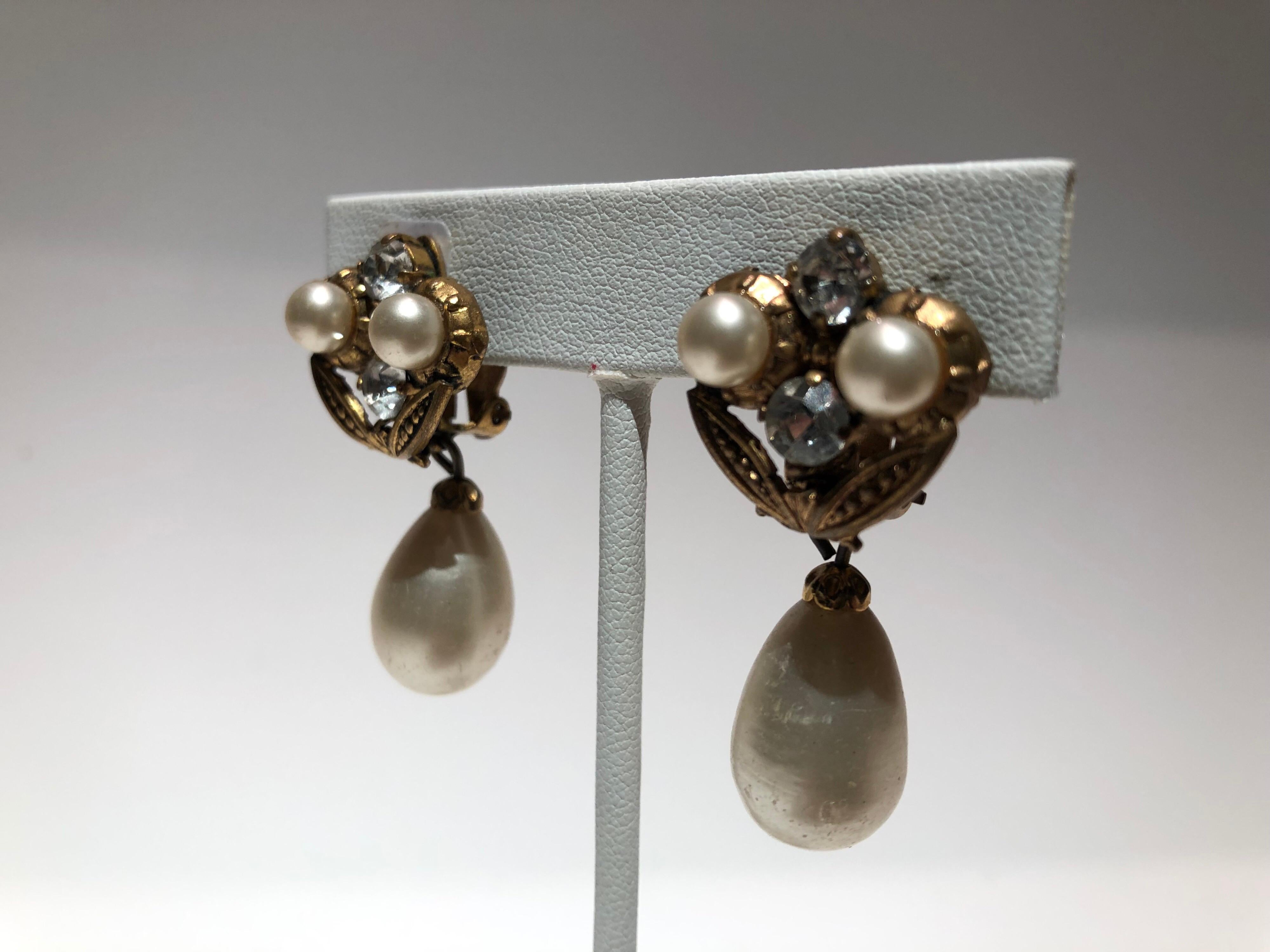 Women's Vintage Coco Chanel Baroque Pearl Diamanté Statement Earrings 