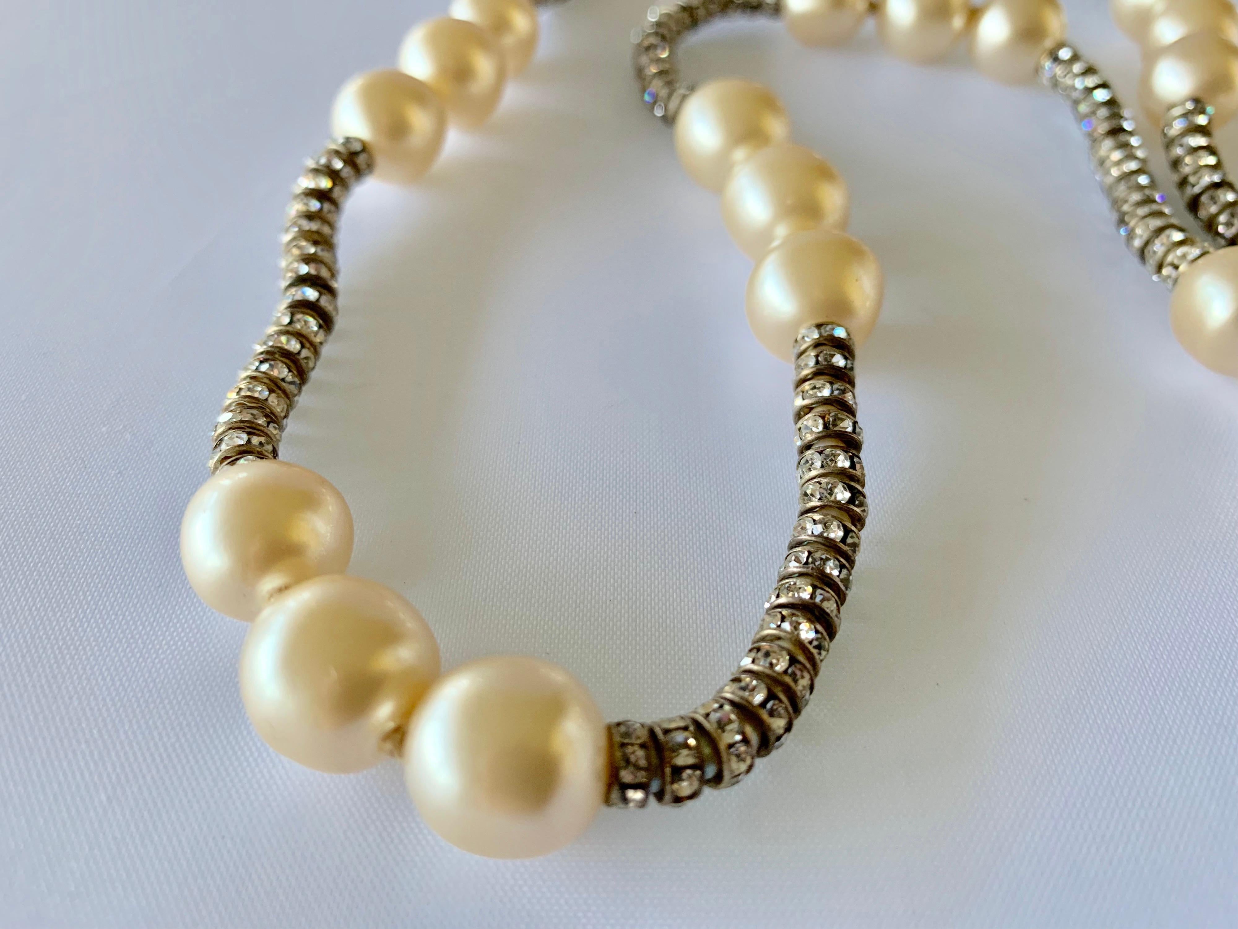 Vintage Coco Chanel Fall/Winter 1993 Diamanté and Pearl Necklace 6