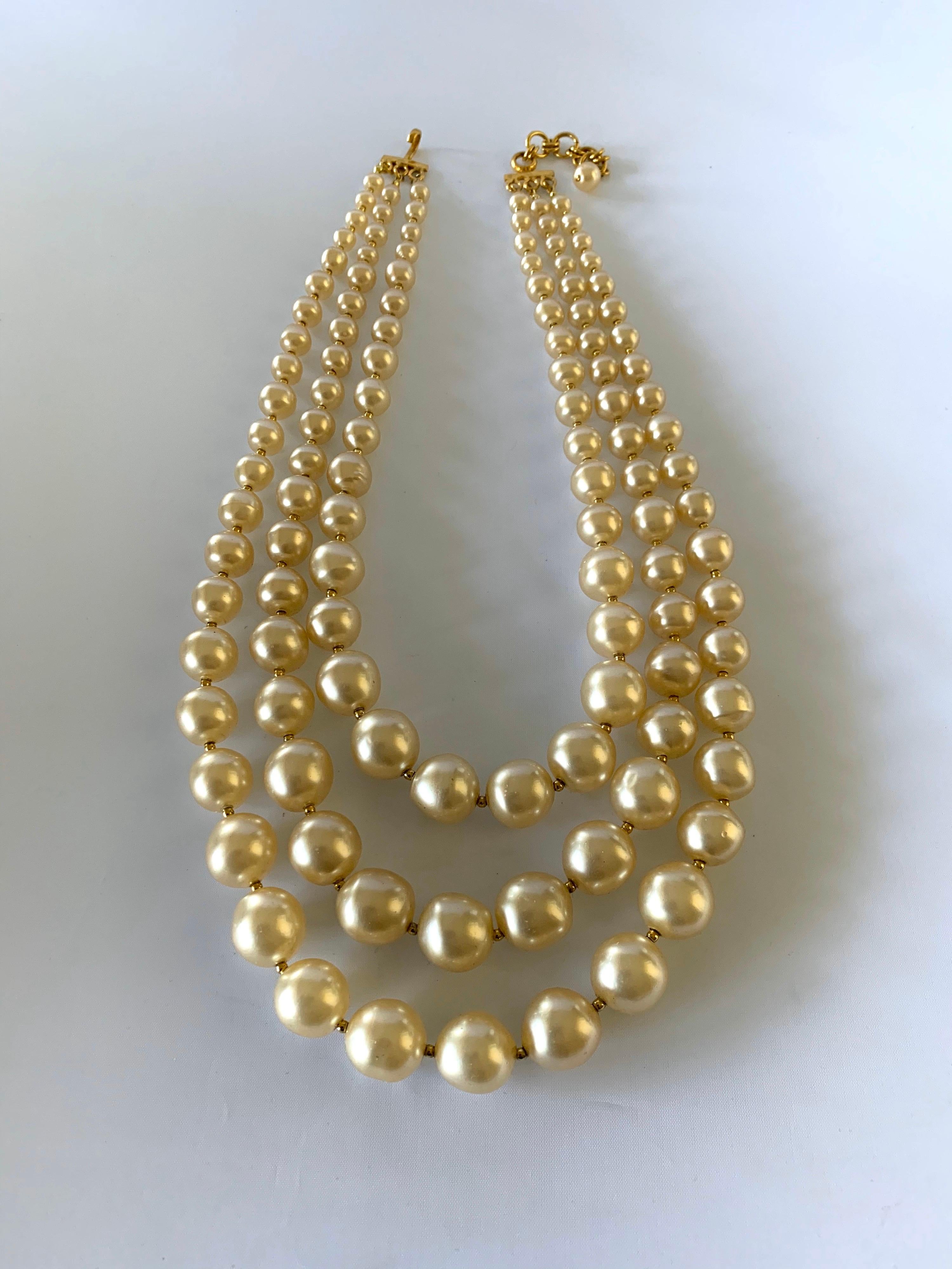 Women's Vintage Coco Chanel Triple Strand jumbo Pearl Necklace 