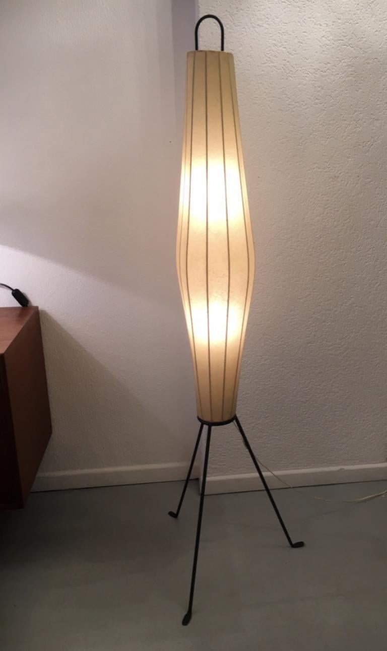 Lampadaire Cocoon vintage « Lugano » de H. Klingele, Pays-Bas, années 1950 Bon état - En vente à Geneva, CH