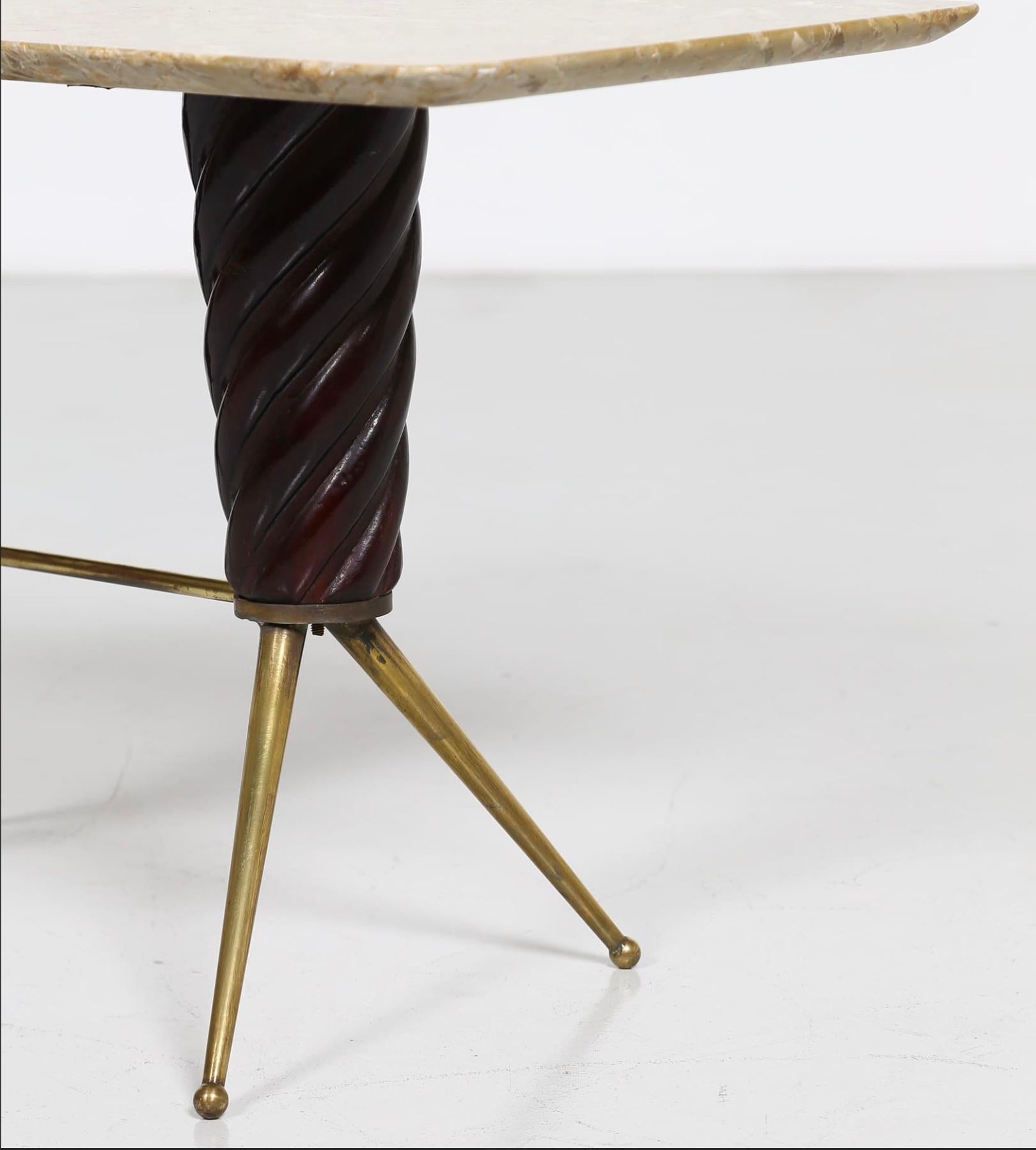 Vintage Coffee Table in Marble, Leather and Brass, Italian Manufacture, 1960s 2