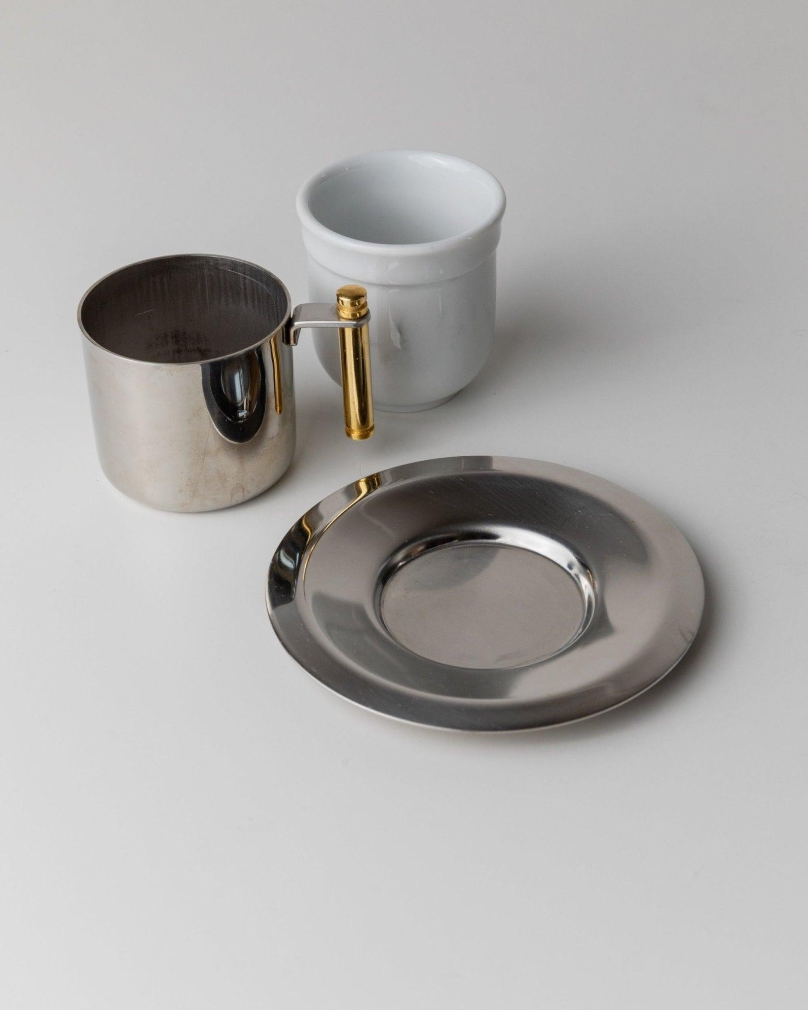 Vintage By IMCO Kaffeeset - 2 Tassen, Untertassen, 1 Mokkakanne, goldene Details, 1980er (Keramik) im Angebot