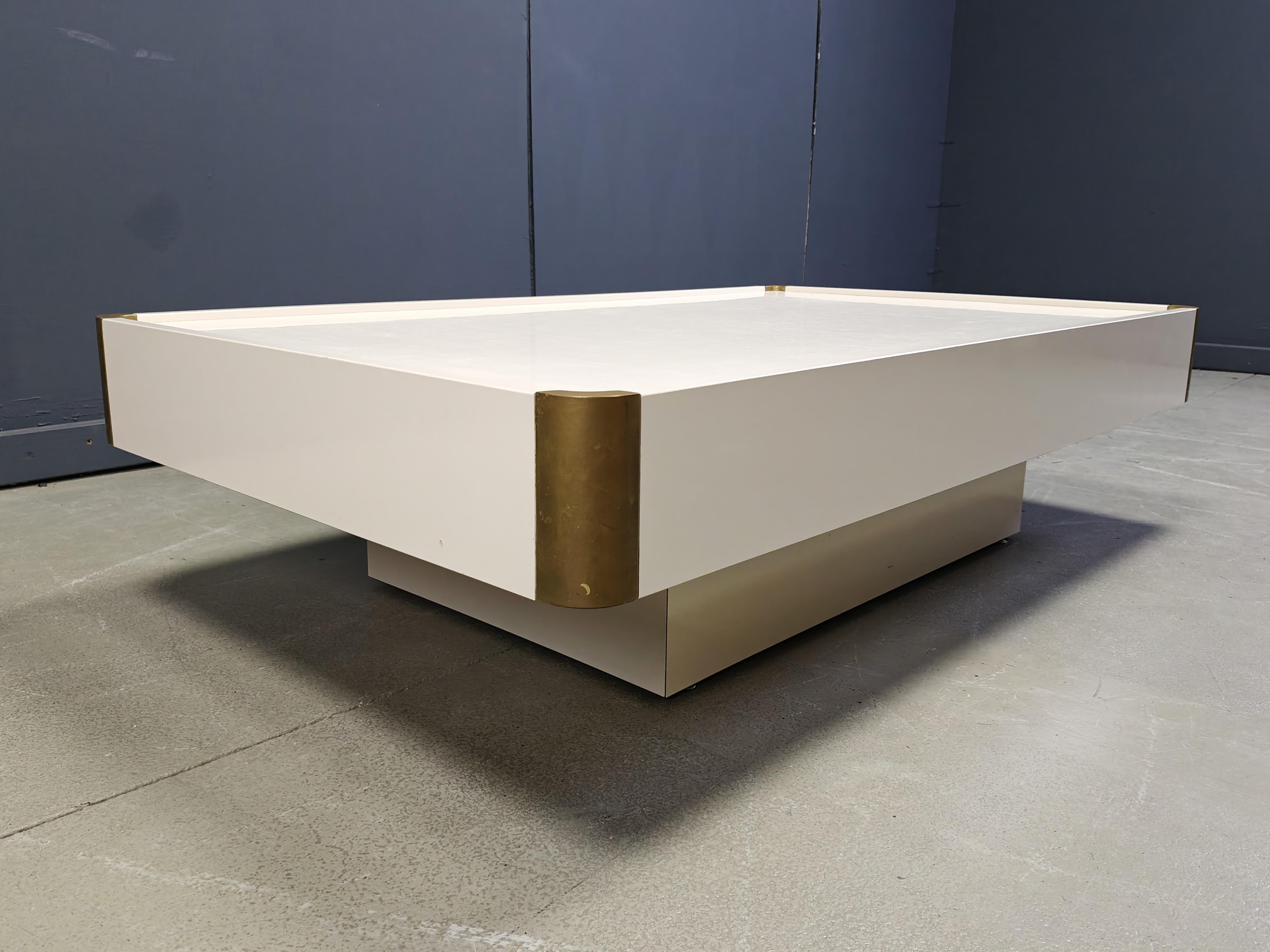 Vintage coffee table attributed to Willy Rizzo, 1970s In Good Condition For Sale In Leuven, Vlaams Gewest