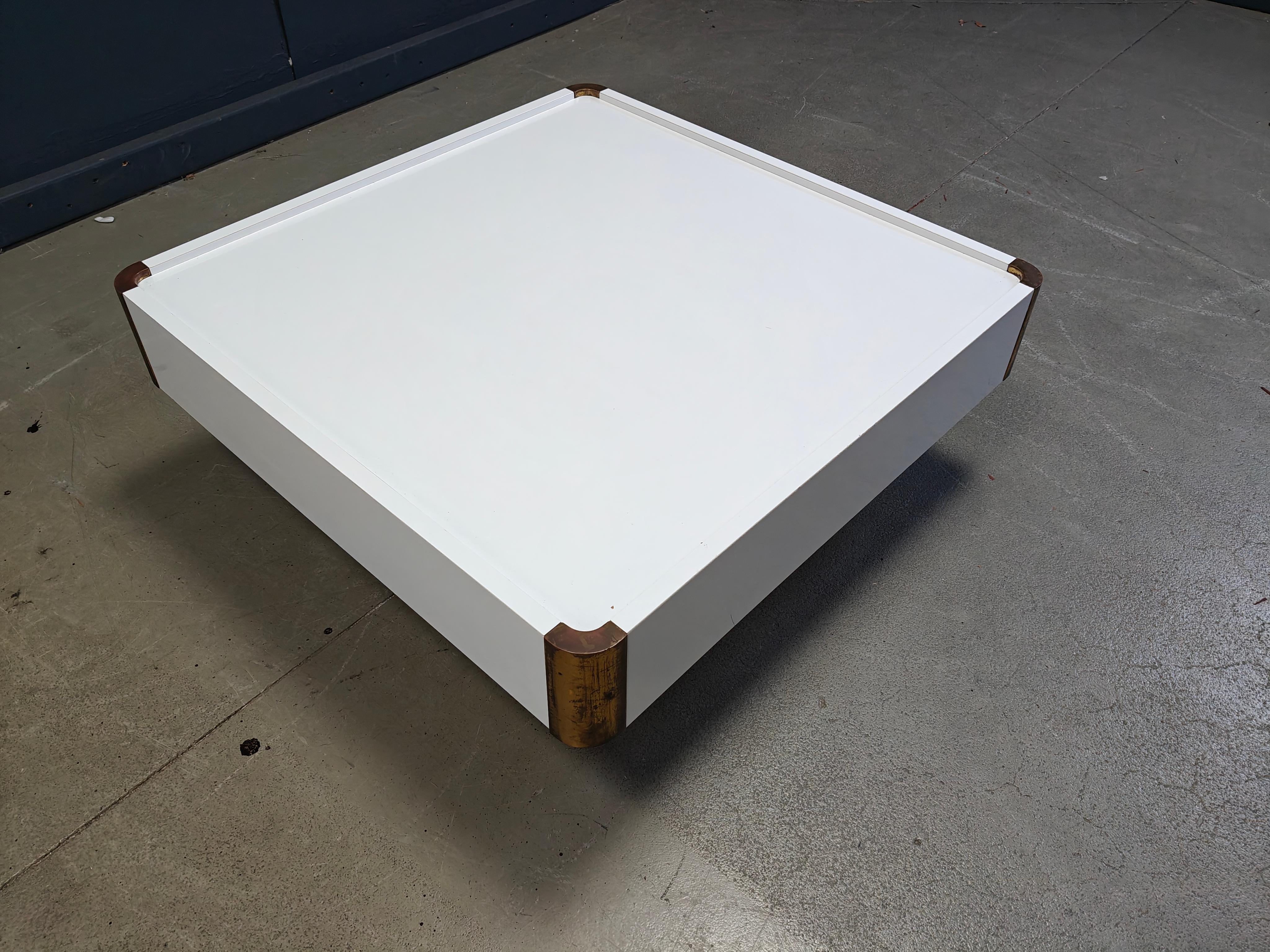 Vintage coffee table attributed to Willy Rizzo, 1970s For Sale 1