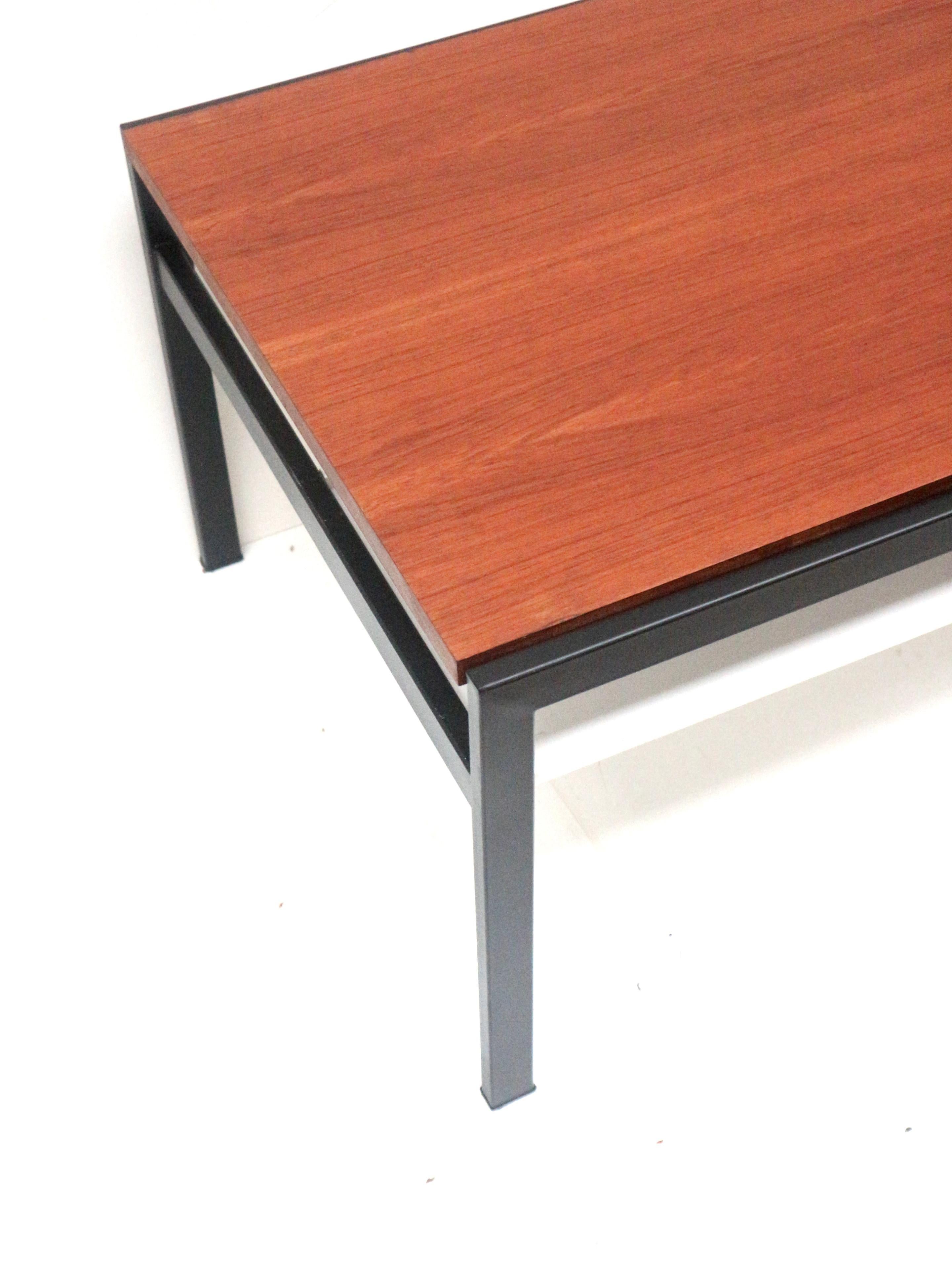 Milieu du XXe siècle Table basse vintage Cees Braakman pour Pastoe série japonaise Modèle TU04 en vente