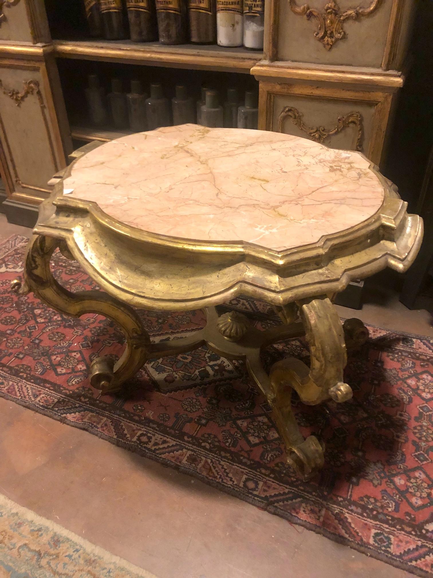 Vintage Coffee Table, Console in Gilded Wood, Pink Marble Top, Early 1900s Italy 7