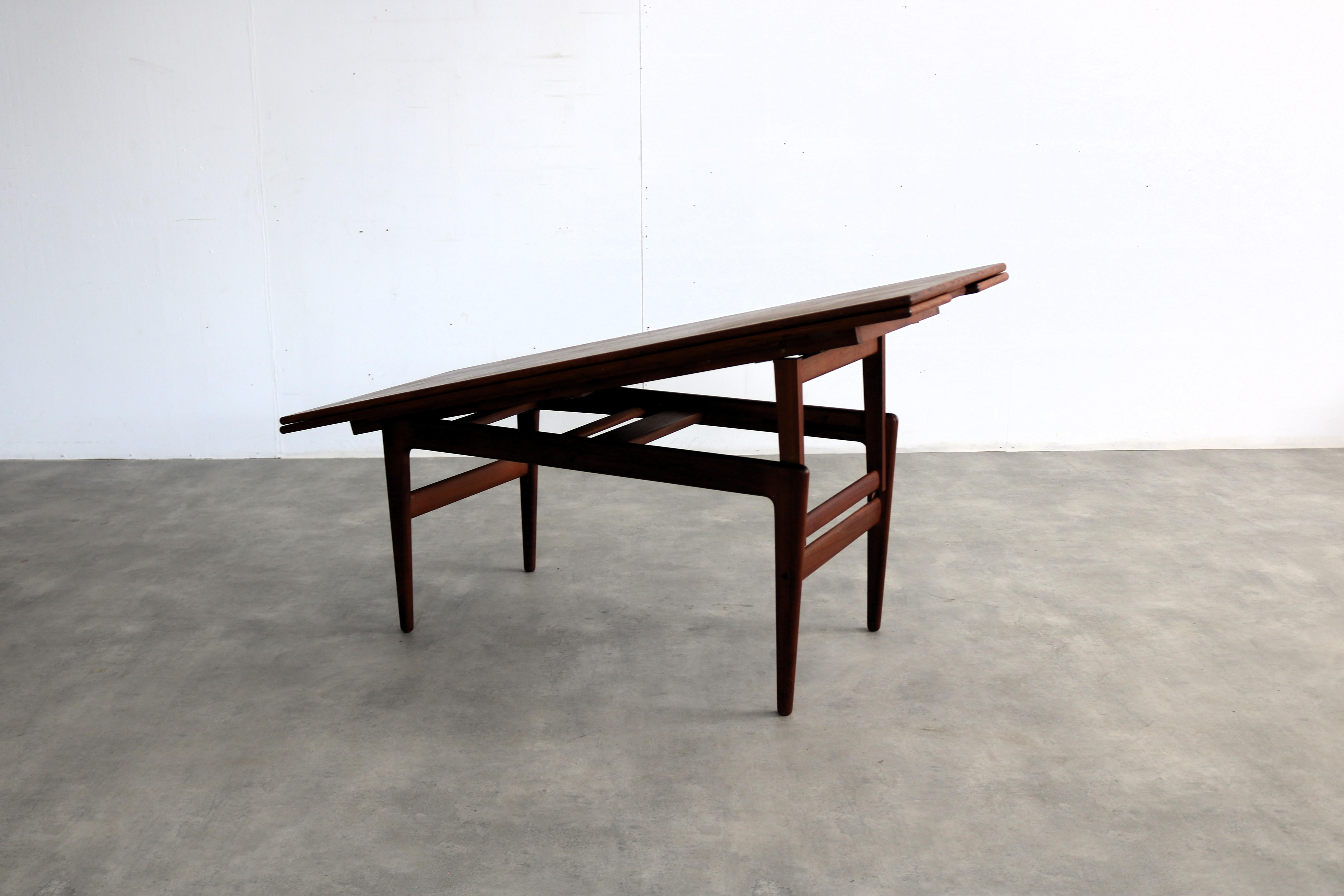Vintage-Couchtisch  Esstisch  1960s  Kai Kristiansen  Aufzug im Angebot 1