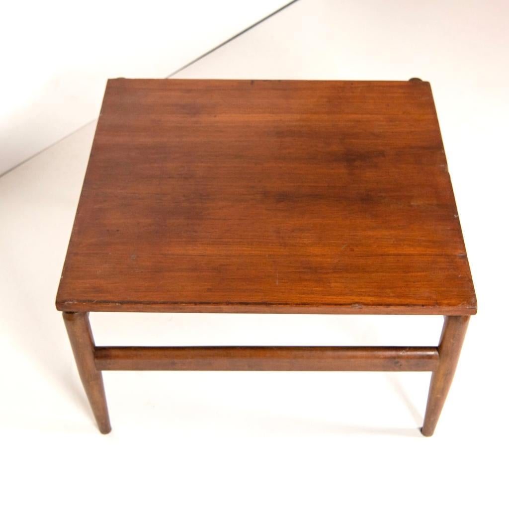 Vintage wood coffee Table, Ico Parisi , Italy, 1960s In Good Condition In Ceglie Messapica, IT
