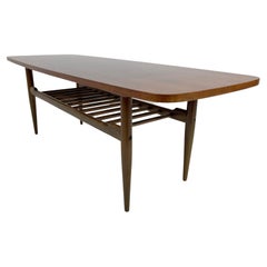 Vintage Coffee Table in High Gloss, 1970's
