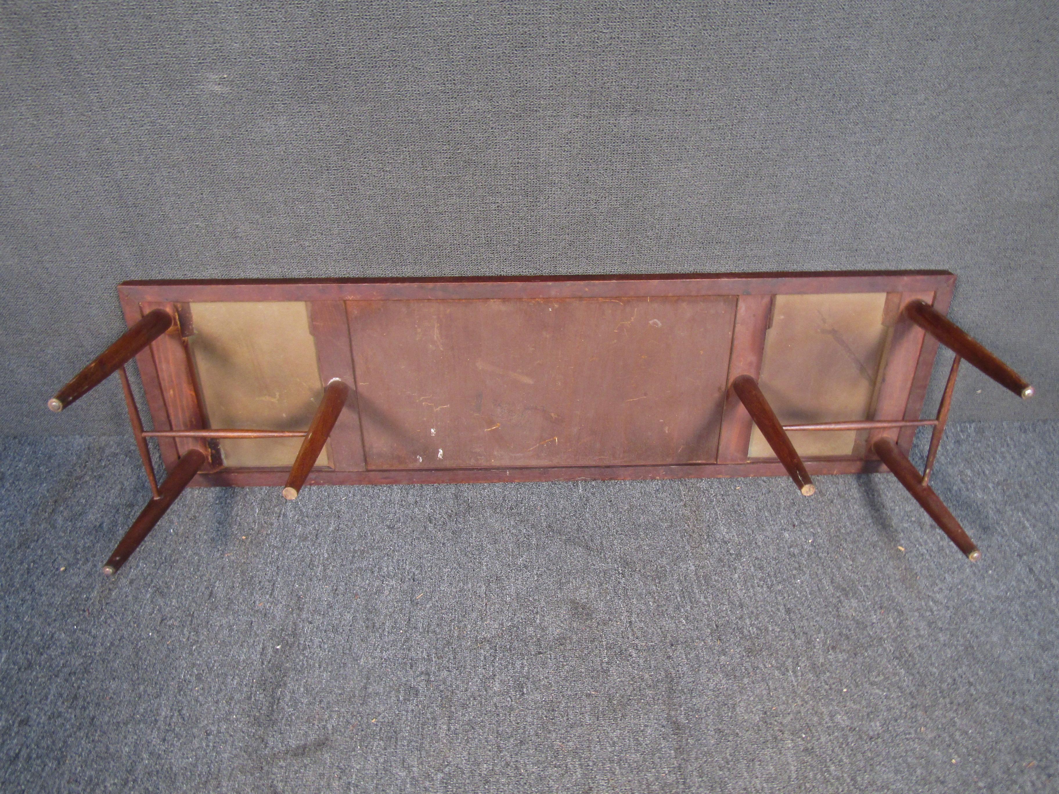 Mesa baja Merton Gershun para American of Martinsville en venta 1