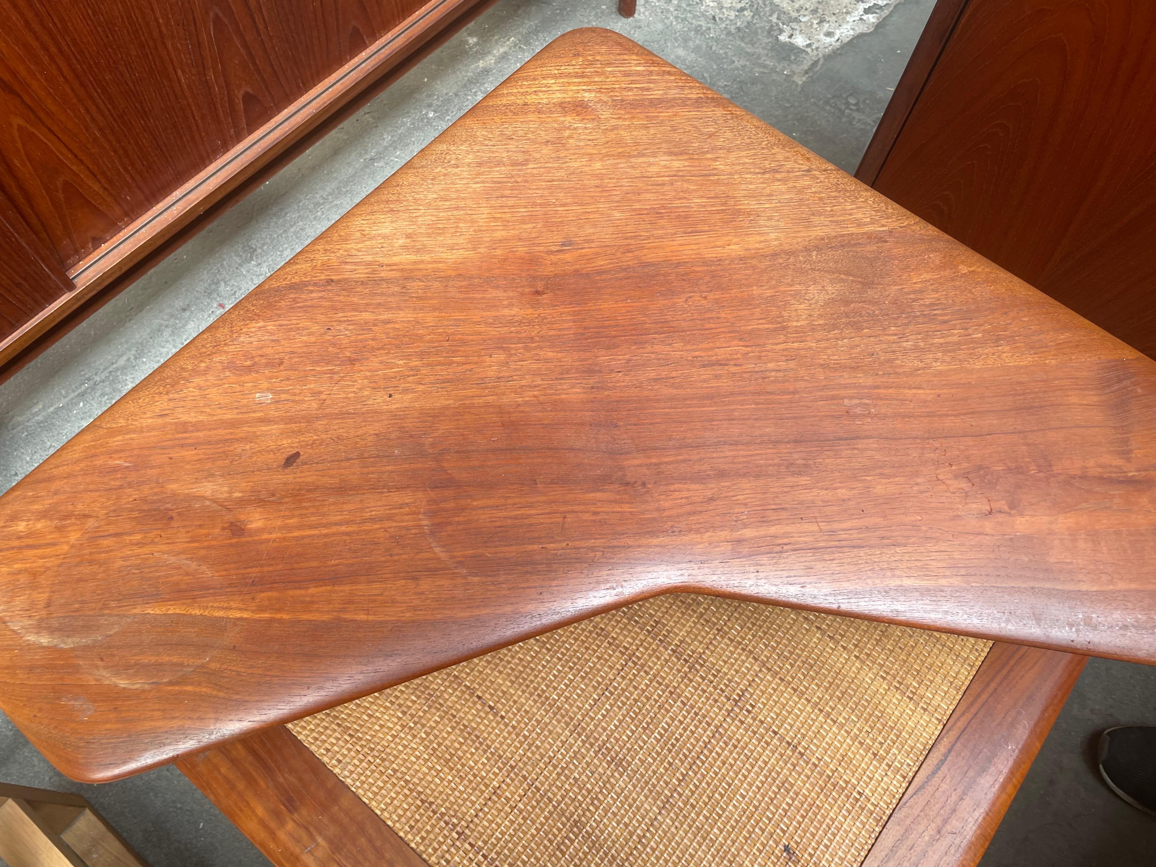Vintage coffee table in teak by Peter Hvidt & Orla Mølgaard-Nielsen 1960´s For Sale 5