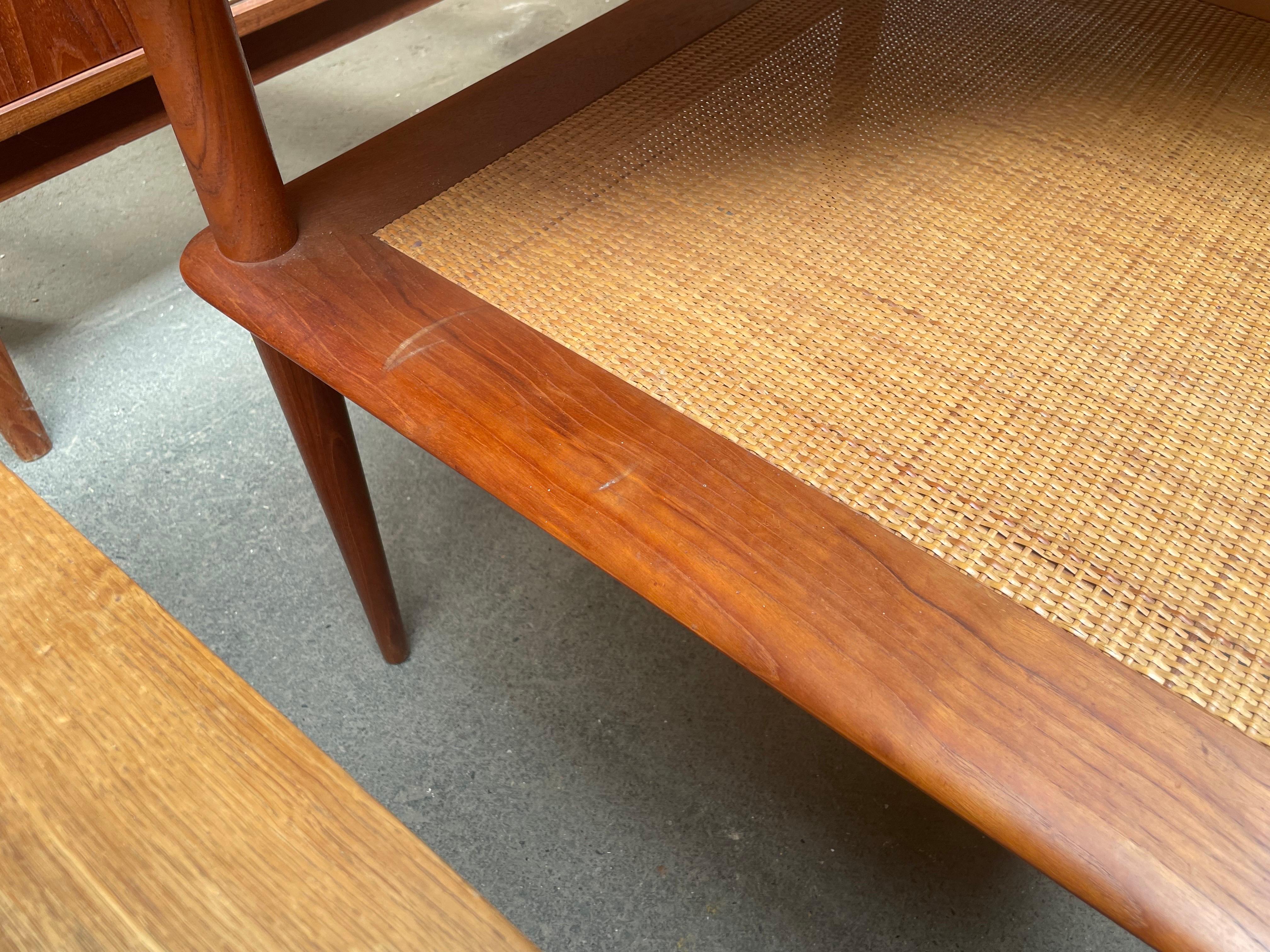 Vintage coffee table in teak by Peter Hvidt & Orla Mølgaard-Nielsen 1960´s For Sale 4