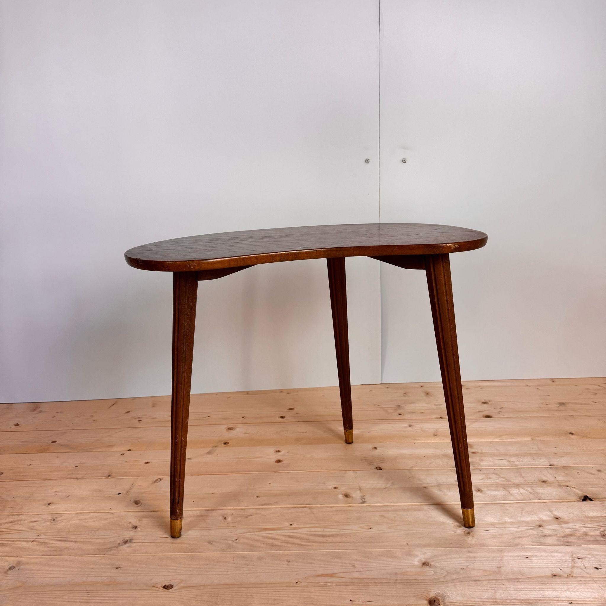 Vintage Couchtisch aus Teakholz, Dänemark 1960er Jahre (Furnier) im Angebot