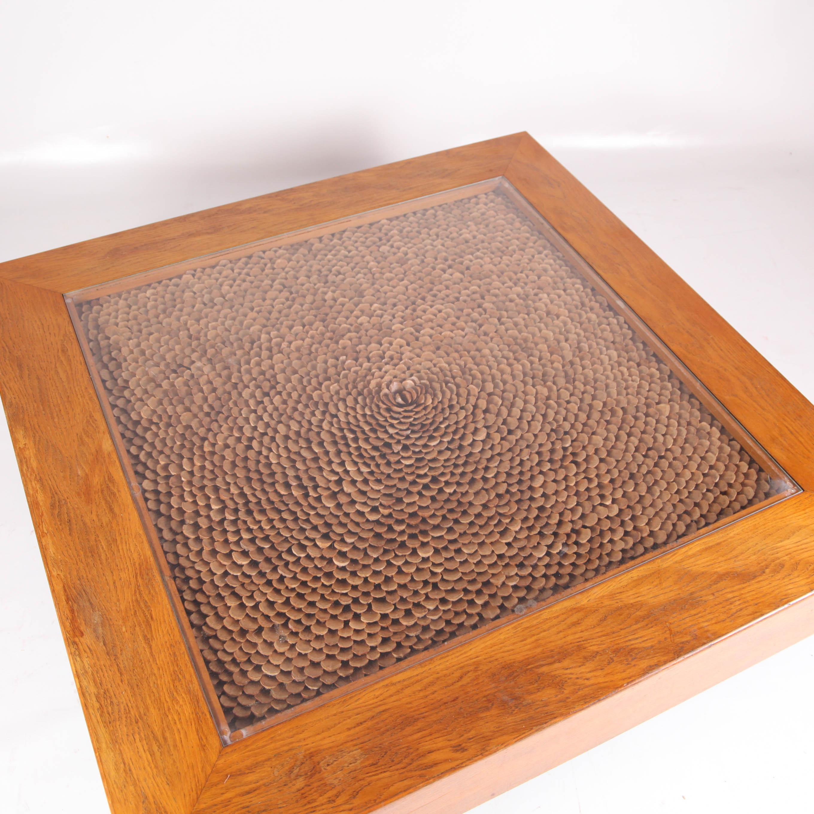 Vintage coffee table in wood and scales of pine cones with glass top In Good Condition In Isle Sur Sorgue, FR