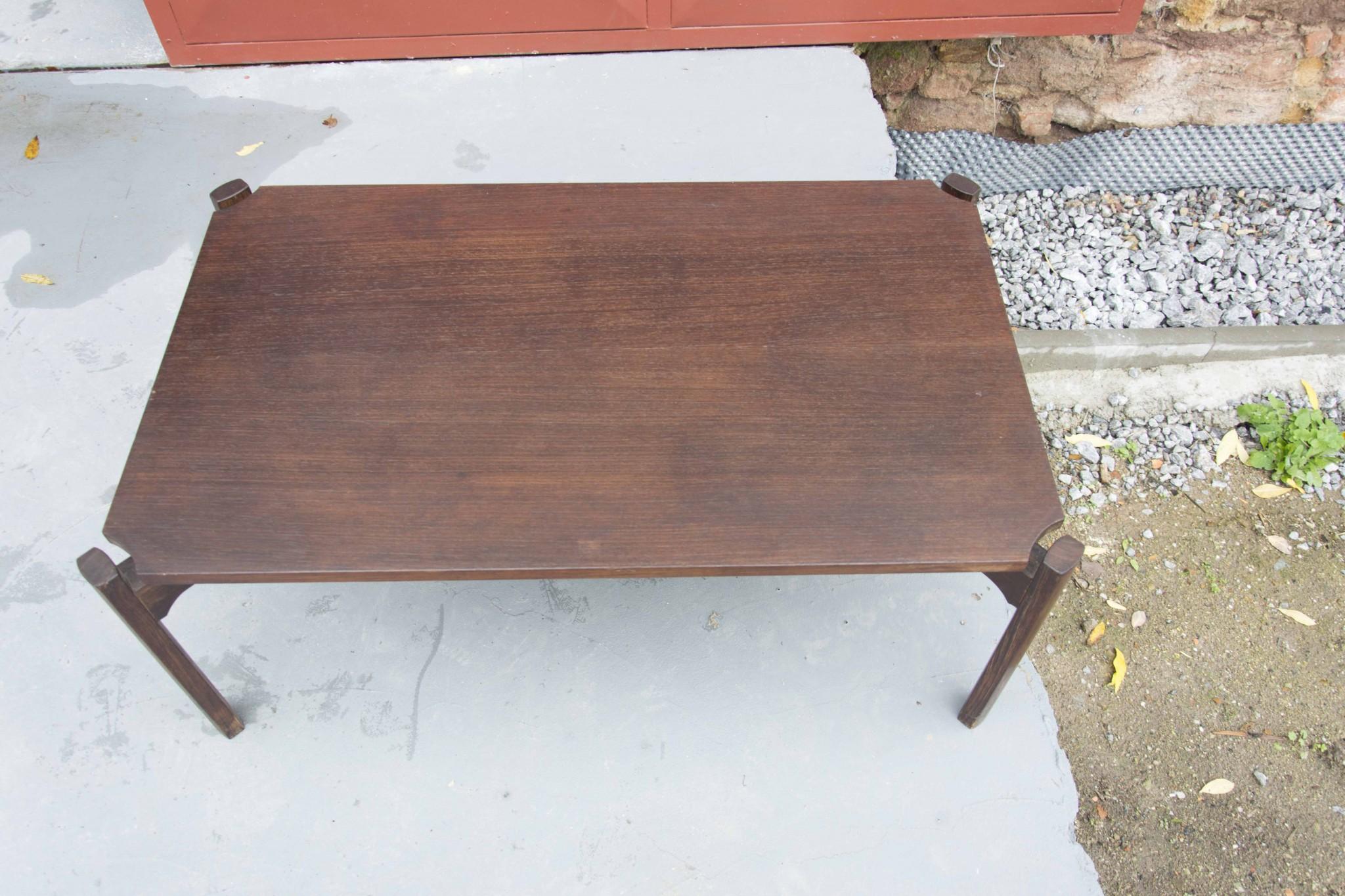 Vintage Coffee Table, Osvaldo Borsani Attribute, 1970´s For Sale 4