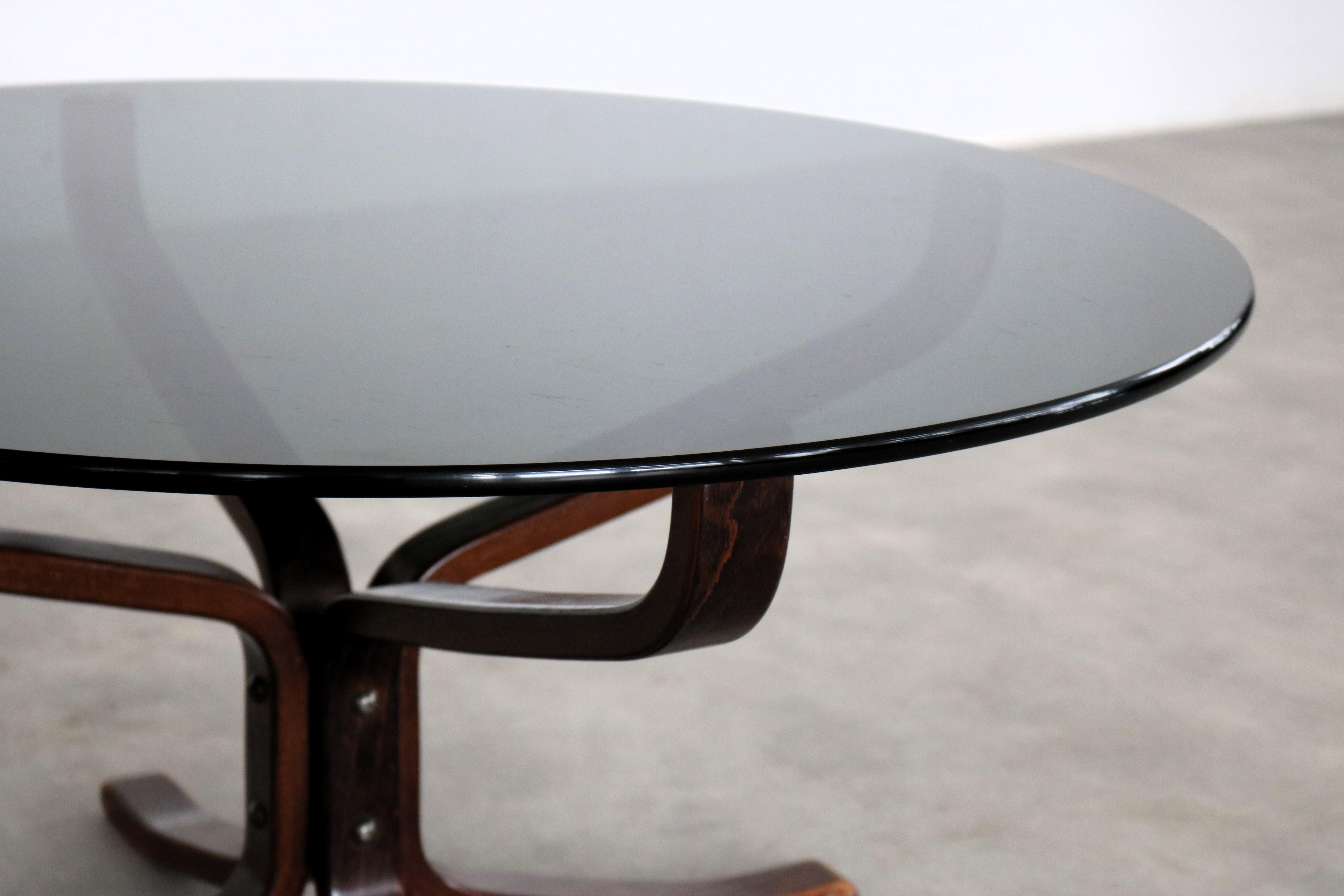 Mesa de centro vintage  mesa auxiliar  1970s  Vatne Möbler Vidrio ahumado en venta