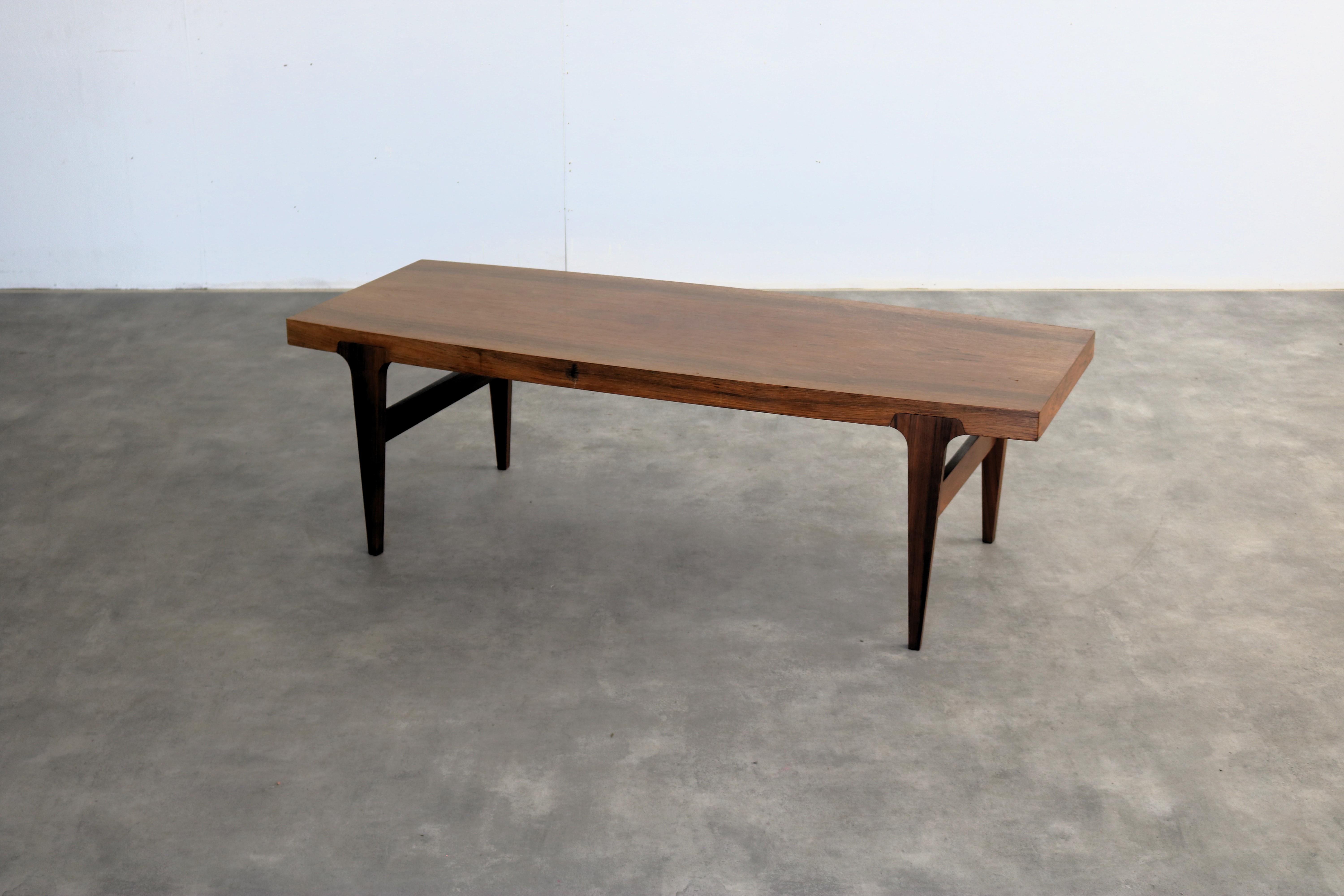 Table basse vintage  tableau  1960s  Danois Bon état - En vente à Lemmer, NL