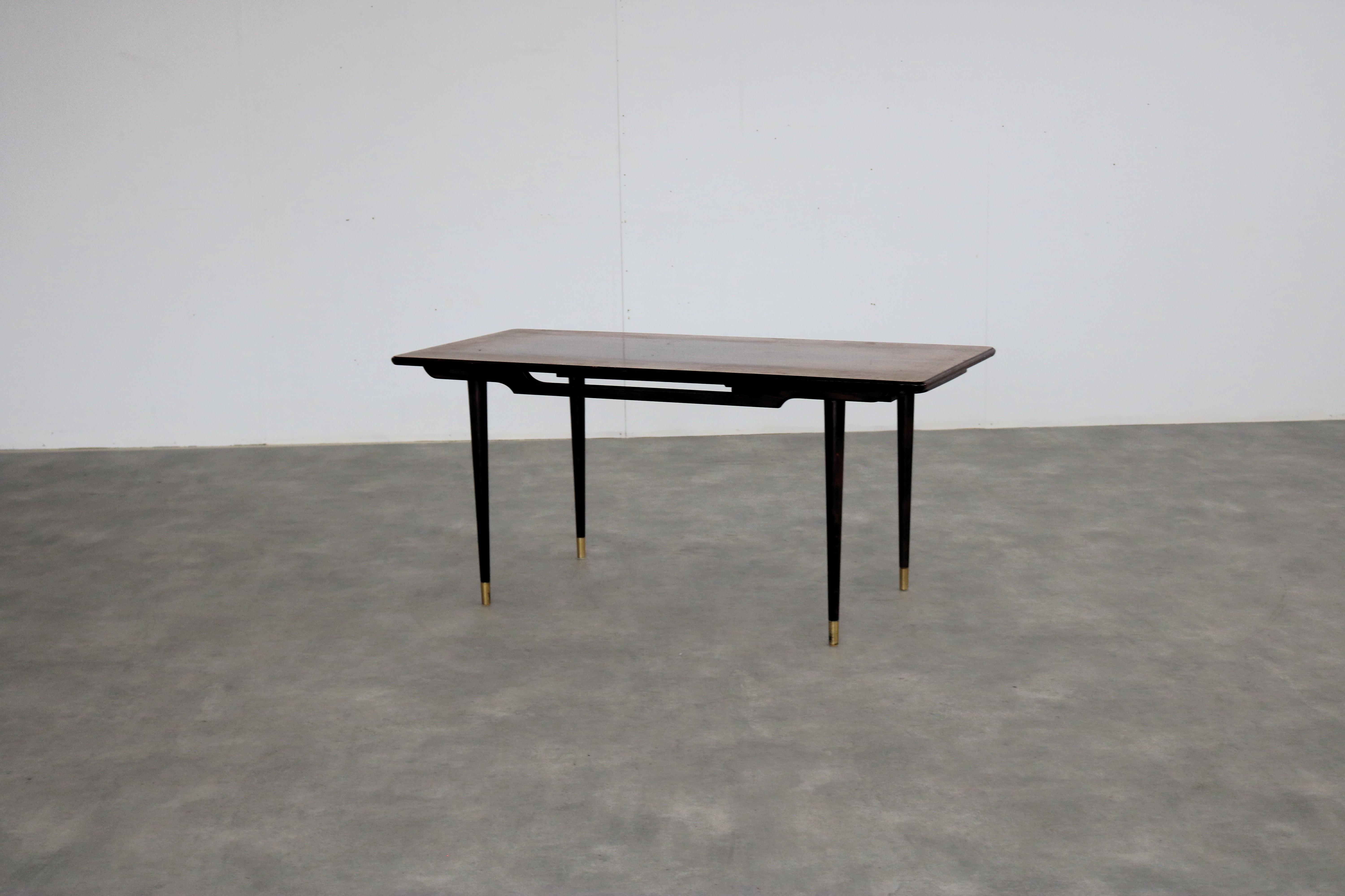
Vintage coffee table  table  1960s  Sweden

Period  1960s
Design  Unknown  Sweden
Condition  Good  Minor signs of wear
Size  55 x 120 x 55 cm (H x W x D)

Details  Rosewood; Brass;

Item number  2887