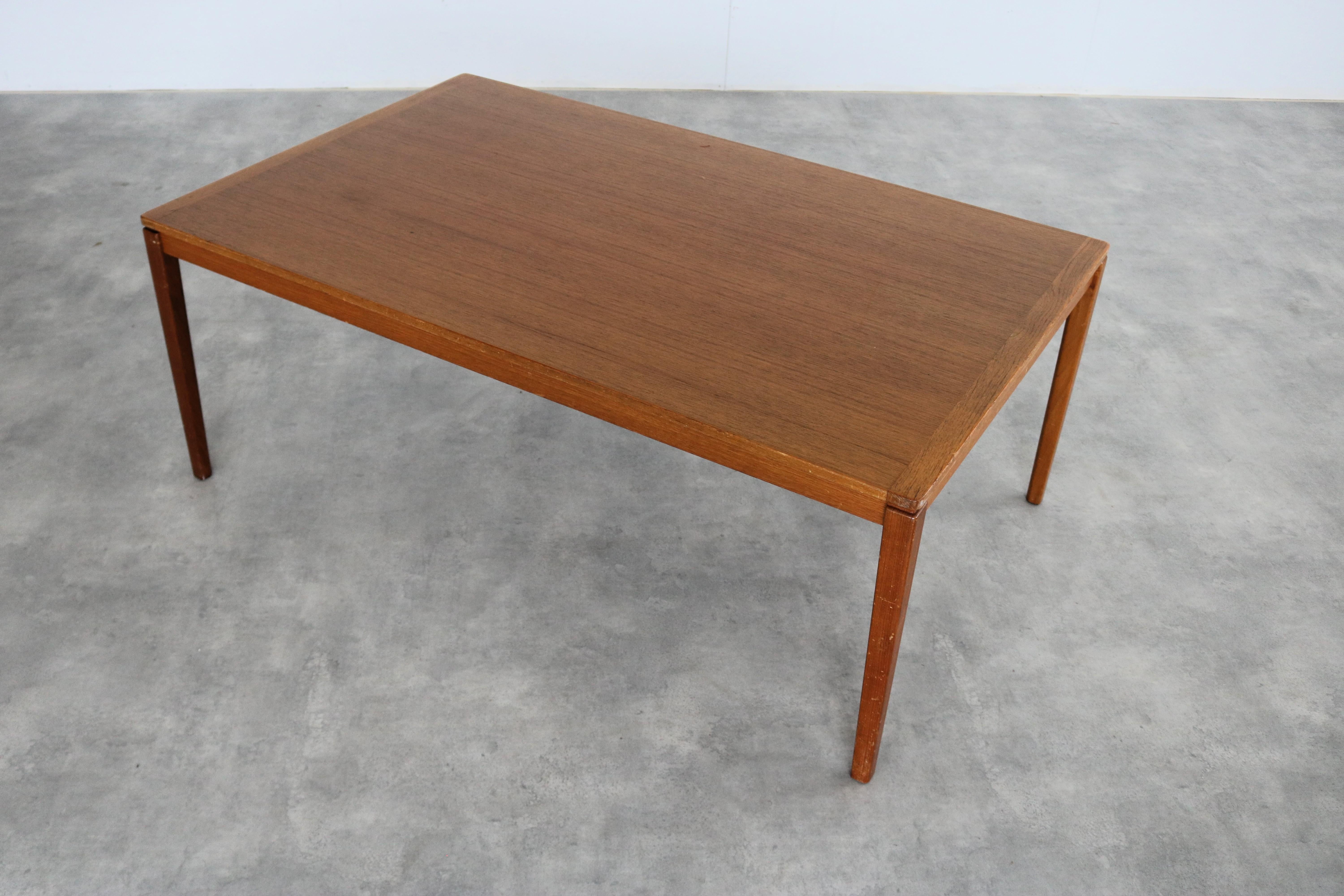 table basse vintage  tableau  60s  Suédois Bon état - En vente à Lemmer, NL
