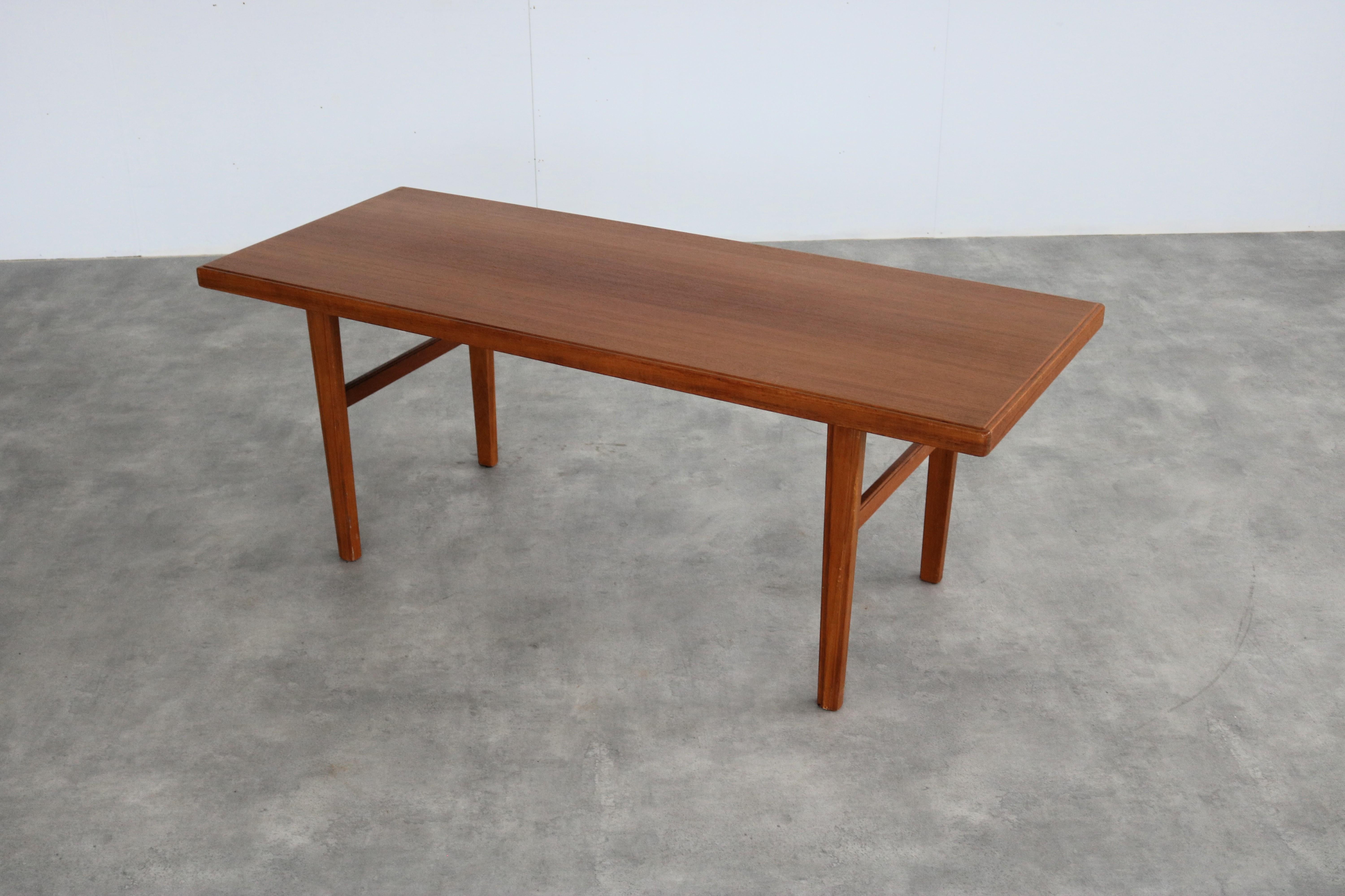 Svedese tavolino vintage  Tavolo  Teak  60s  Svezia in vendita