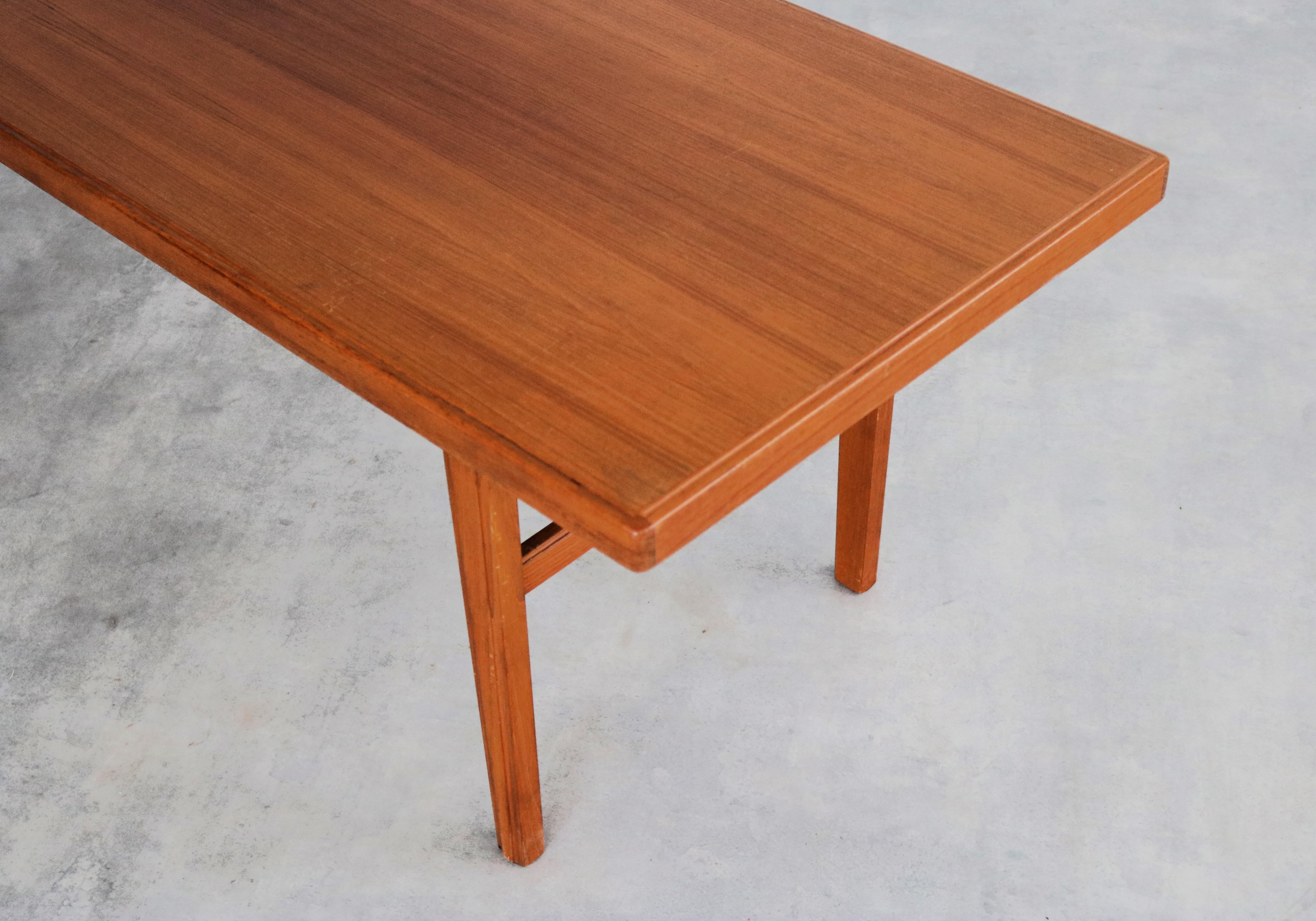 tavolino vintage  Tavolo  Teak  60s  Svezia In condizioni buone in vendita a Lemmer, NL