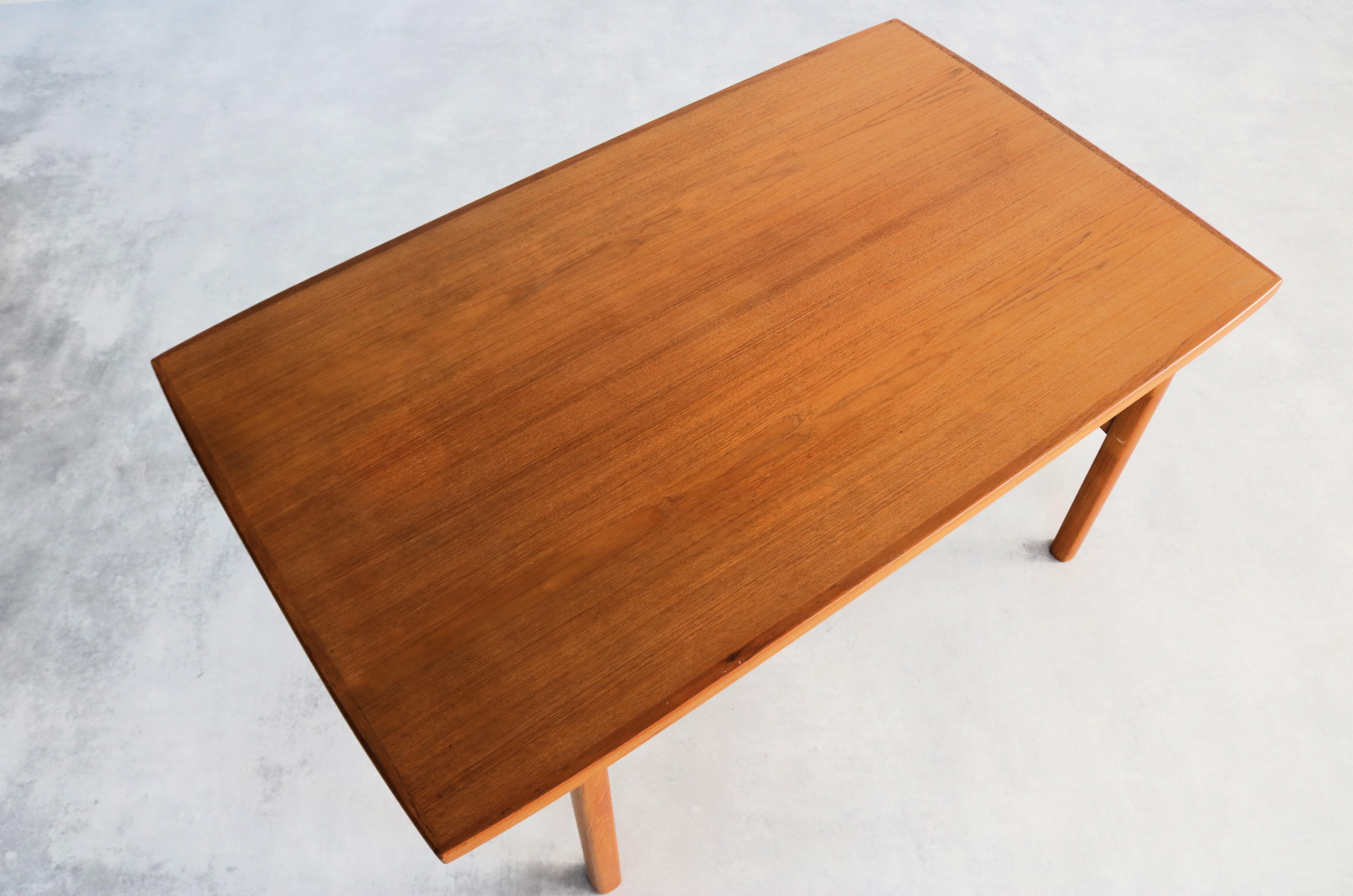 Teck table basse vintage  teck  60s  Suède en vente