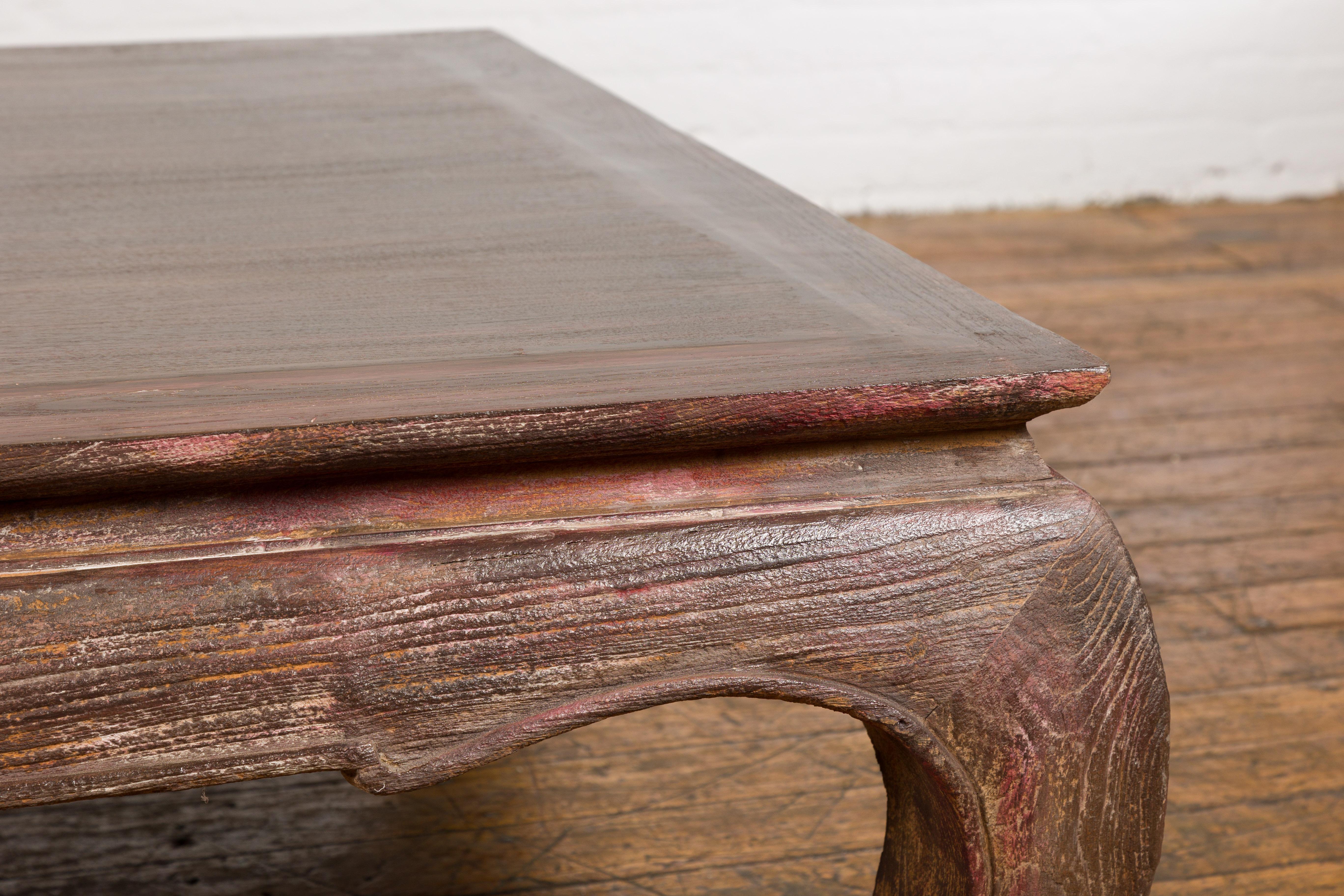 Wood Vintage Coffee Table with Chow Legs, Carved Apron and Distressed Patina For Sale