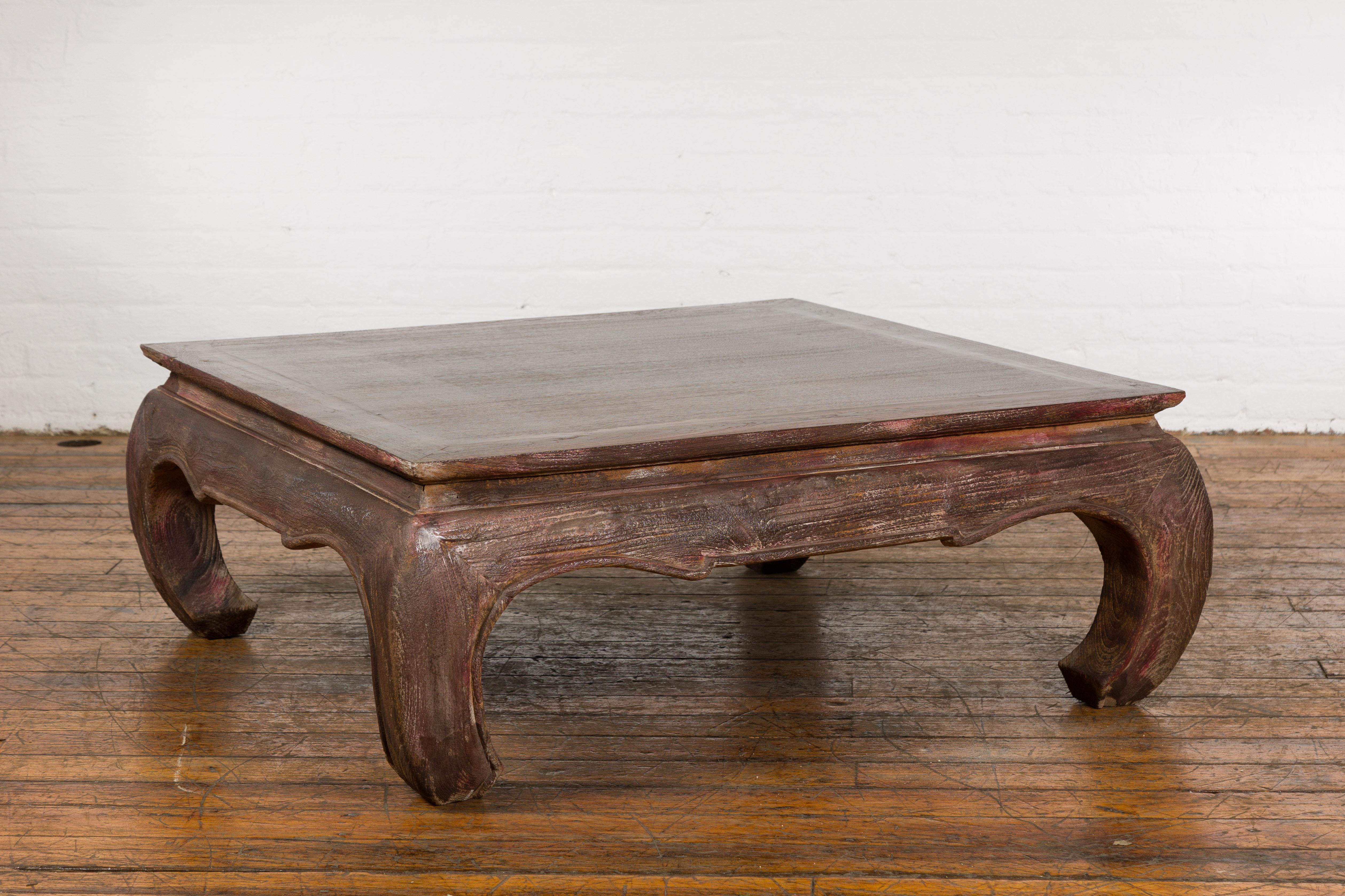 Vintage Coffee Table with Chow Legs, Carved Apron and Distressed Patina For Sale 2
