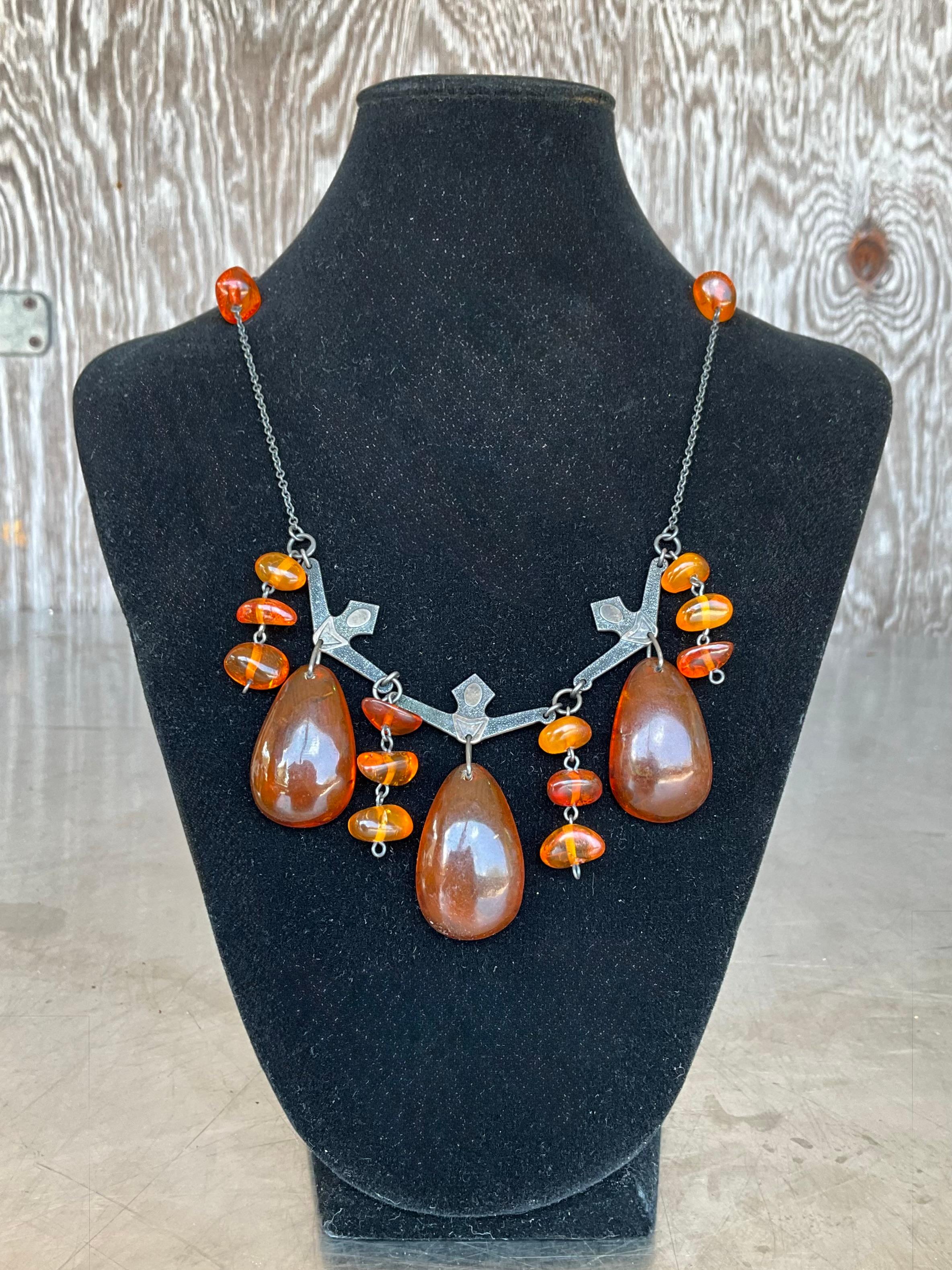 Collana d'ambra cognac vintage con argento annerito In condizioni buone in vendita a Lake Worth Beach, FL
