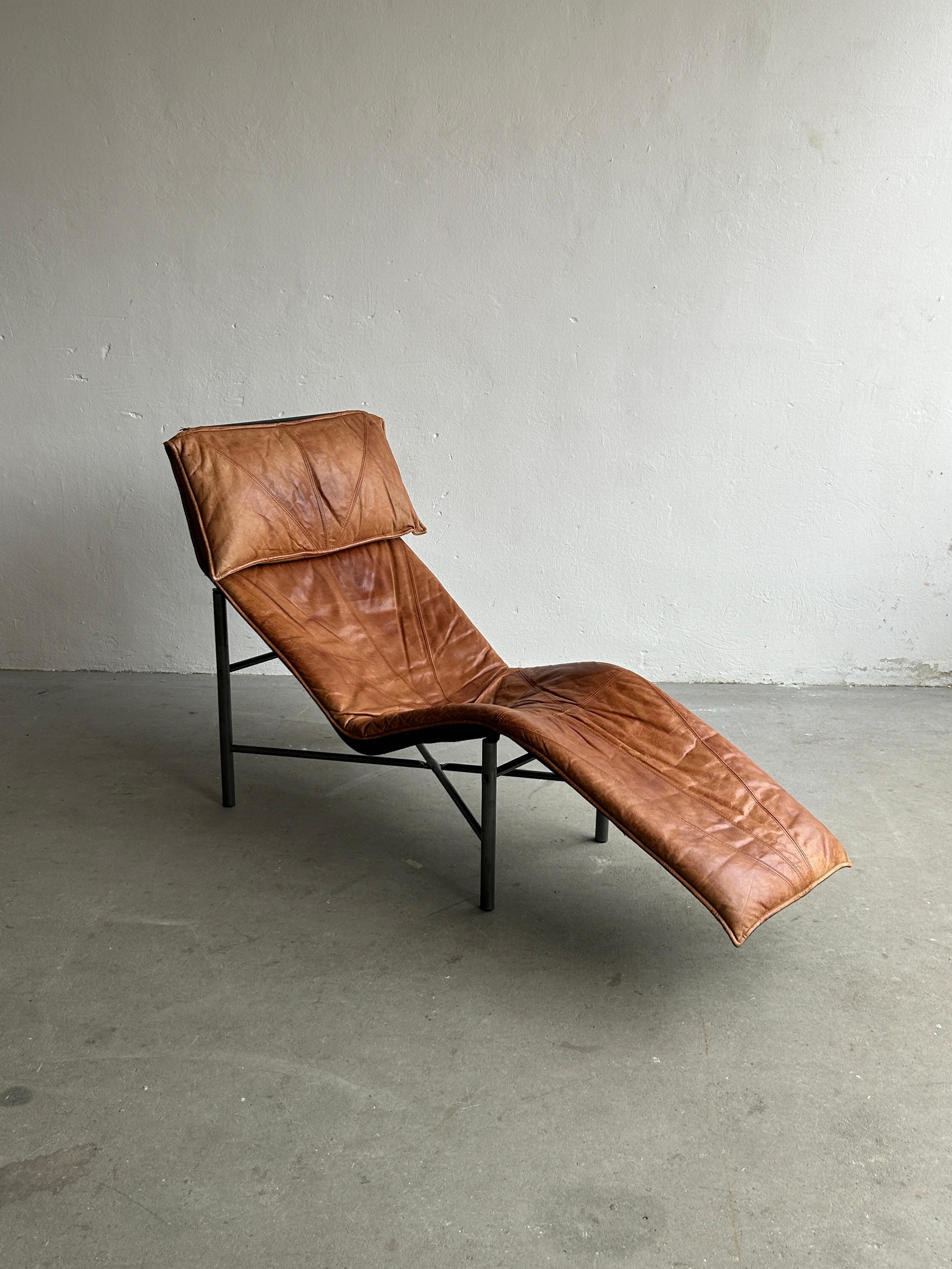 ikea leather chaise lounge