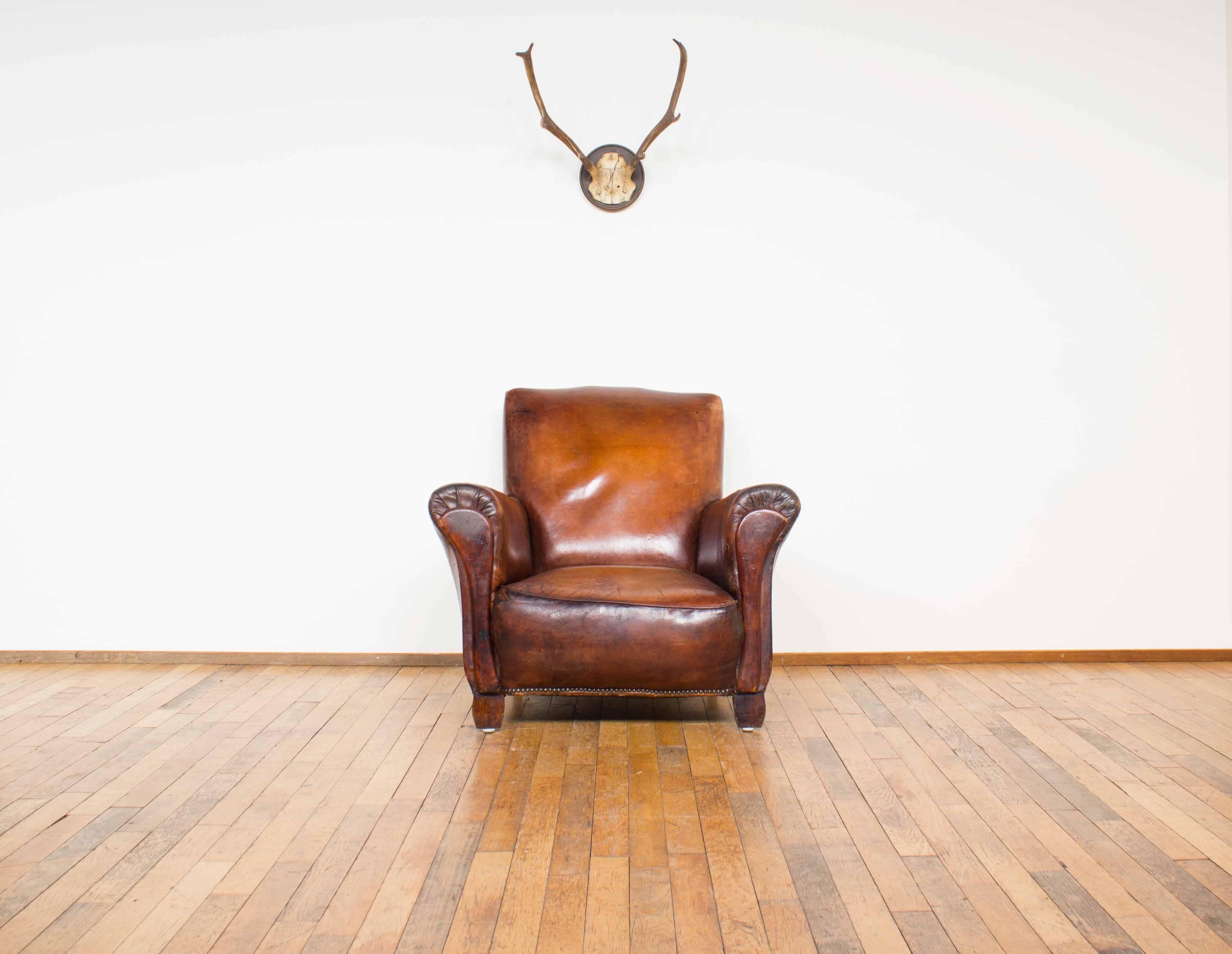 English Vintage Cognac Leather Club Chair For Sale