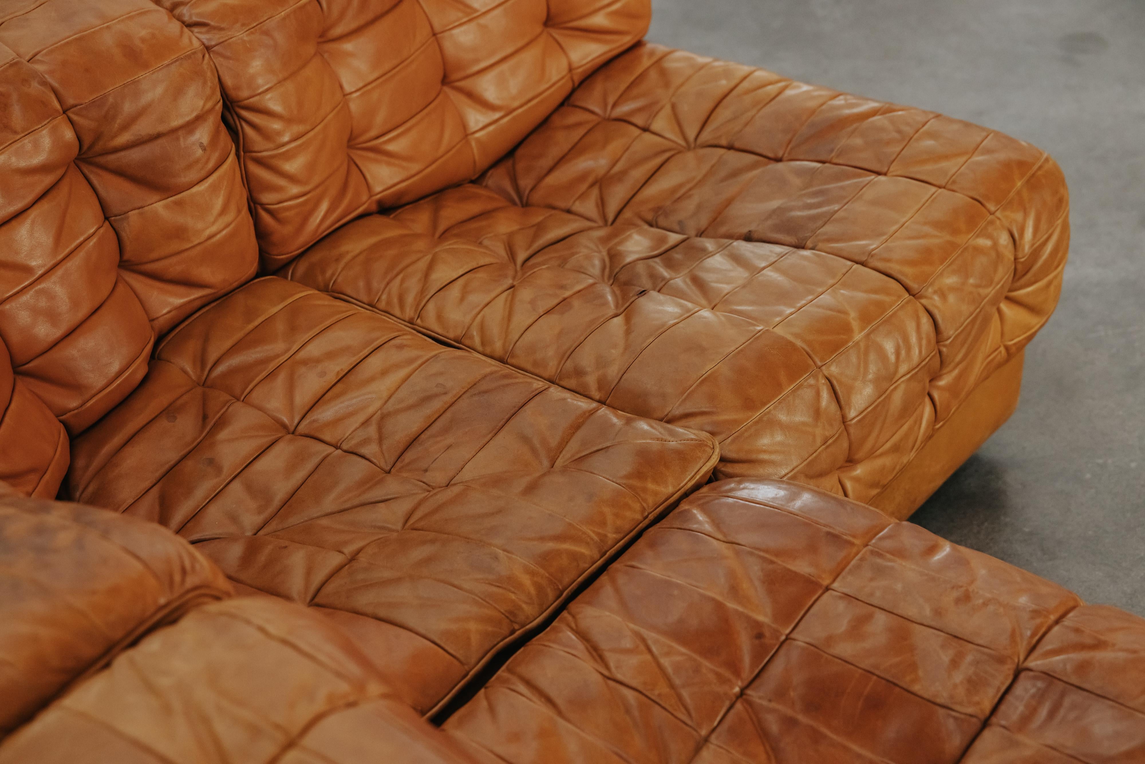 Cognacfarbenes Leder-Sofa De Sede DS 11 aus der Schweiz, ca. 1970 (Ende des 20. Jahrhunderts) im Angebot