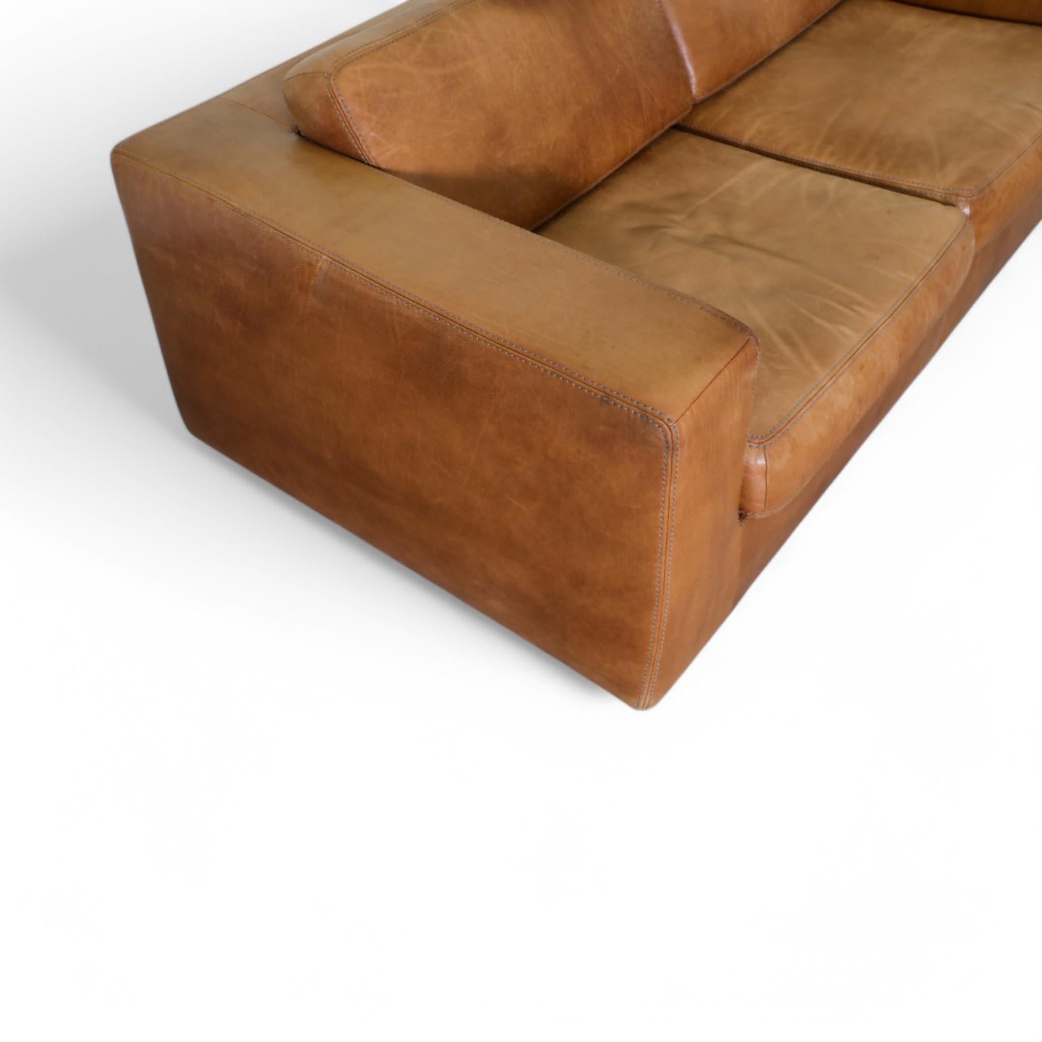 Causeuse en cuir vintage cognac par Durlet en vente 2